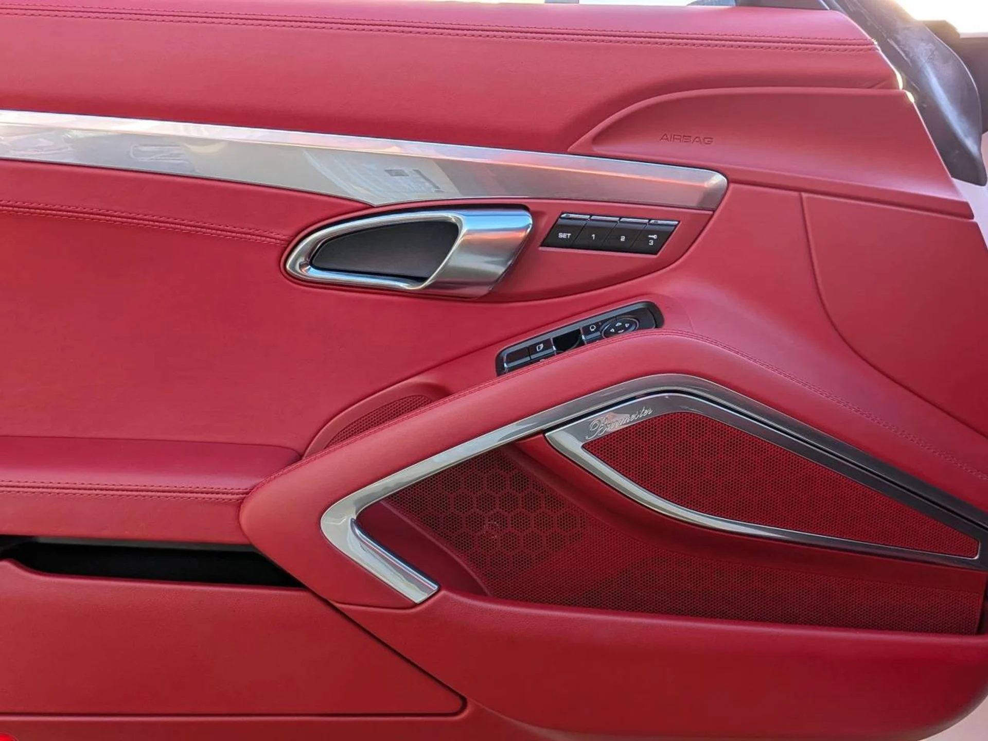 mph012_4214900534_d7bde81a41e417e32d5e7f1c5fc228c0_0683463d12