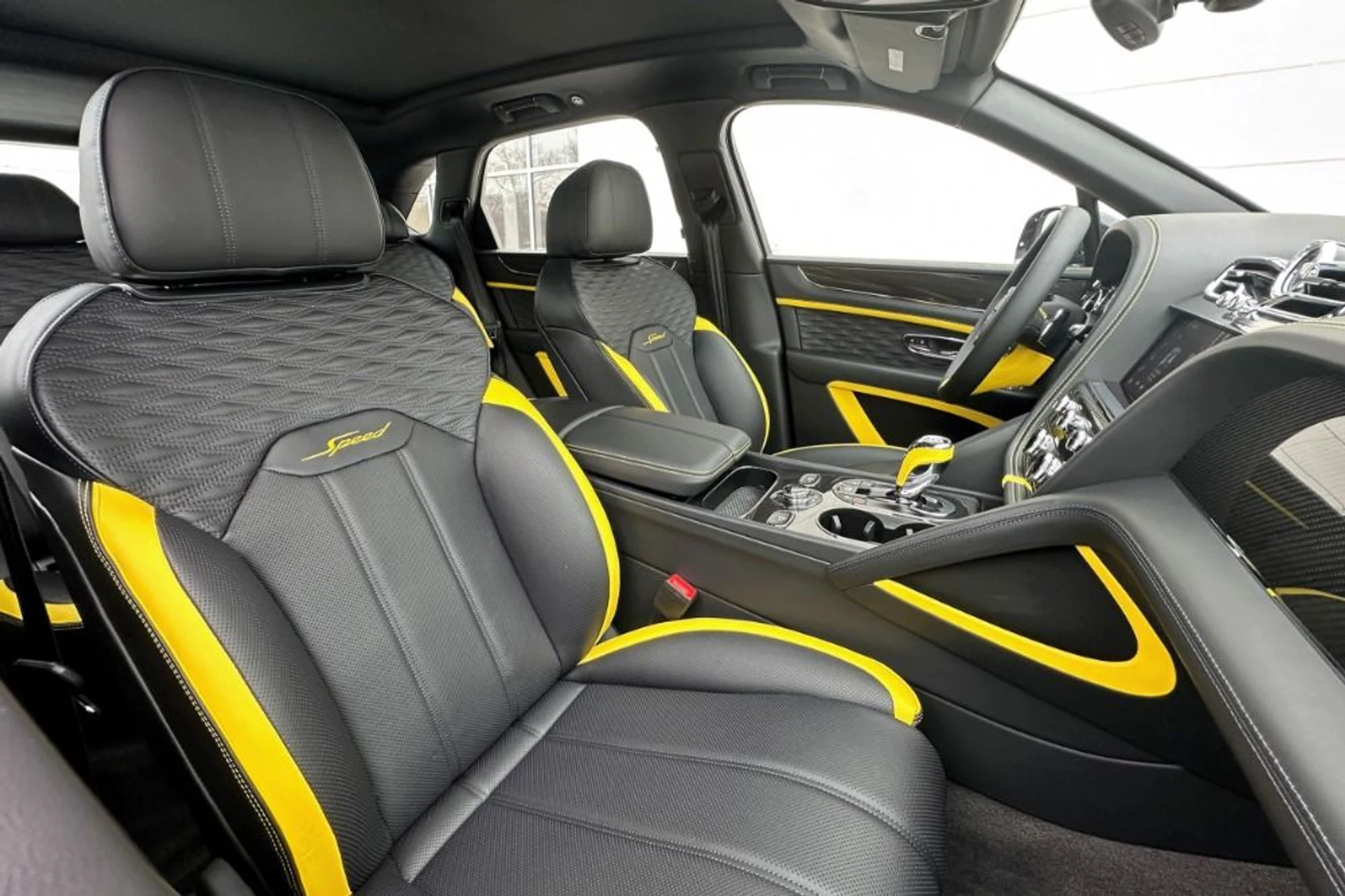 mph012_4217111646_New_2026_Bentley_Bentayga_Speed_1770287407_109ab423fd