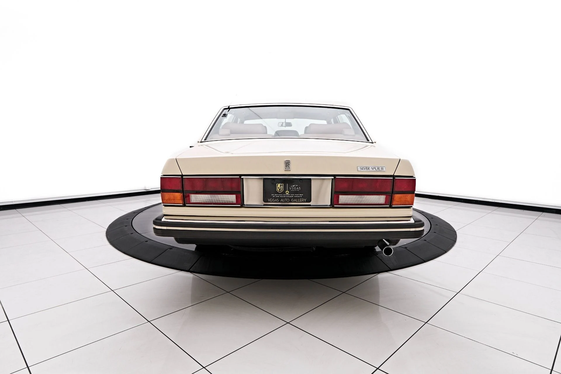 mph012_4219132043_Used_1990_Rolls_Royce_Silver_Spur_1755058774_d3e4681e1d