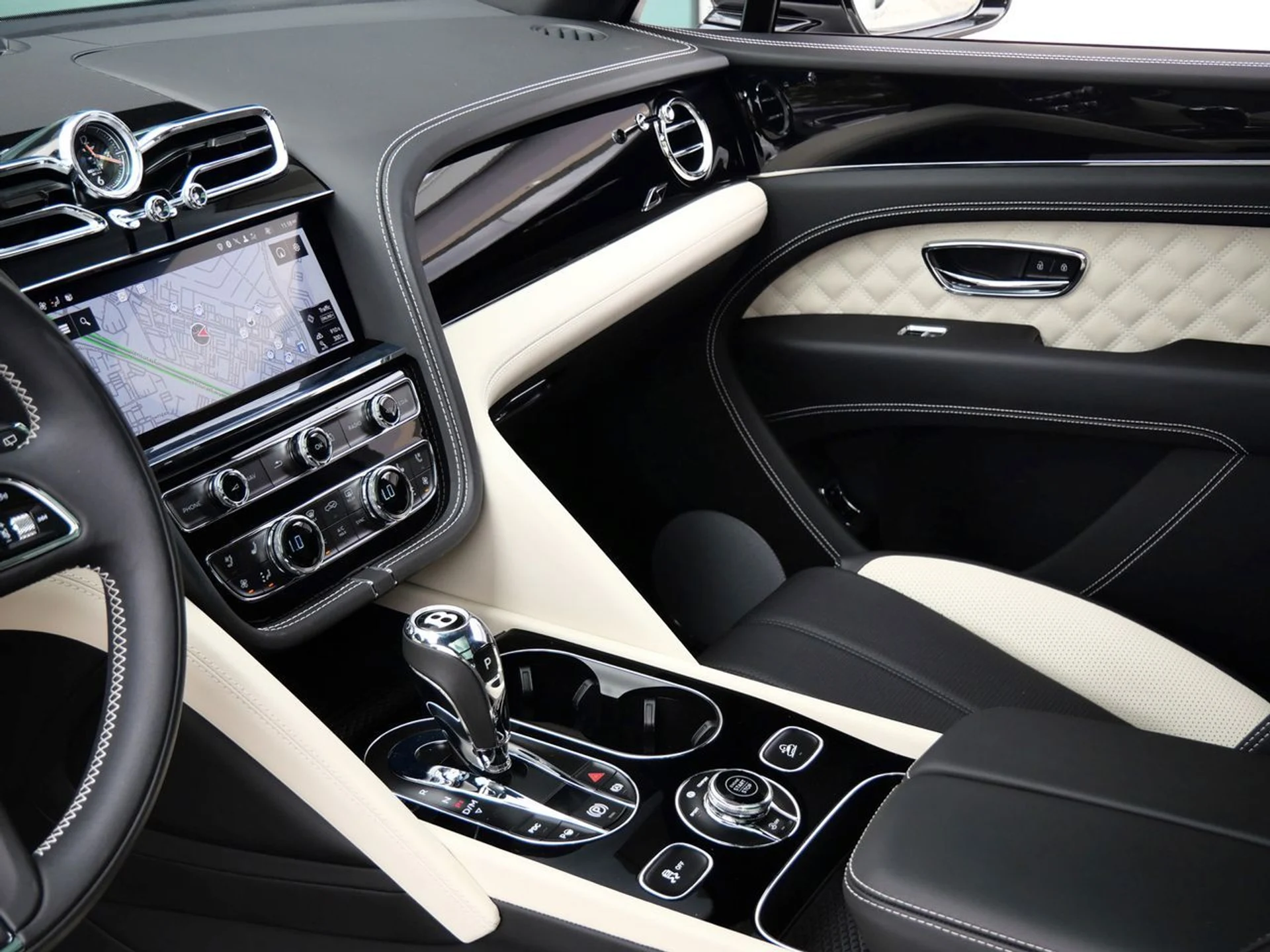 mph012_4224654068_56bf2a370056074f71f1036bf789198ax_2a1cc0eb58