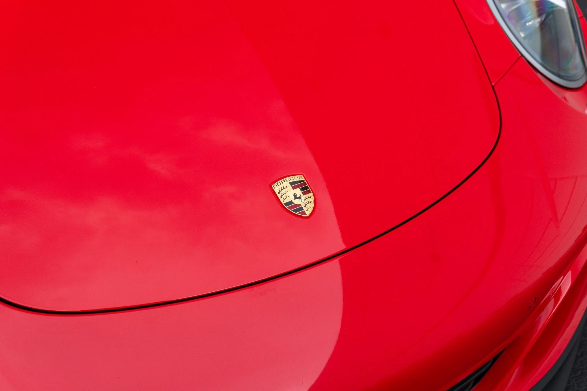 mph012_4230747468_Used_2017_Porsche_911_Carrera_1778631972_38ab5baae1