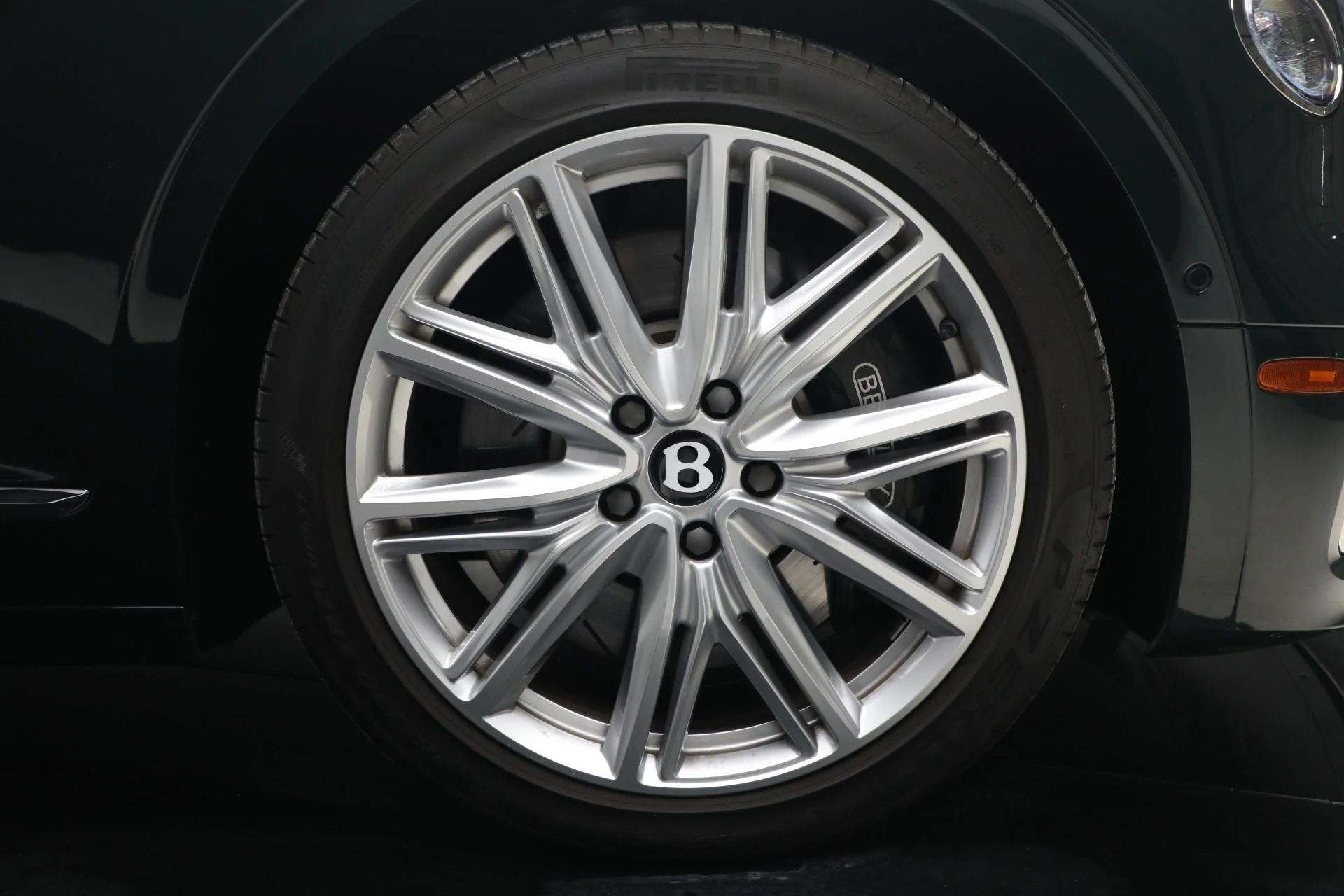 mph012_4233516774_Used_2023_Bentley_Flying_Spur_Hybrid_1770399419_e697626818