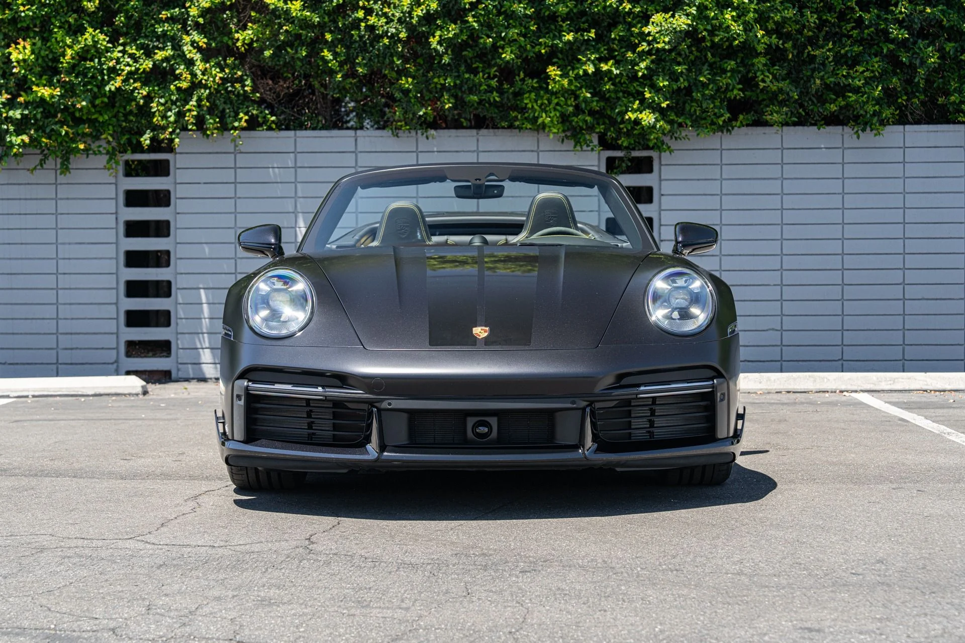 mph012_423629870_Used_2025_Porsche_911_Turbo_S_1753733824_1481bfd9c2