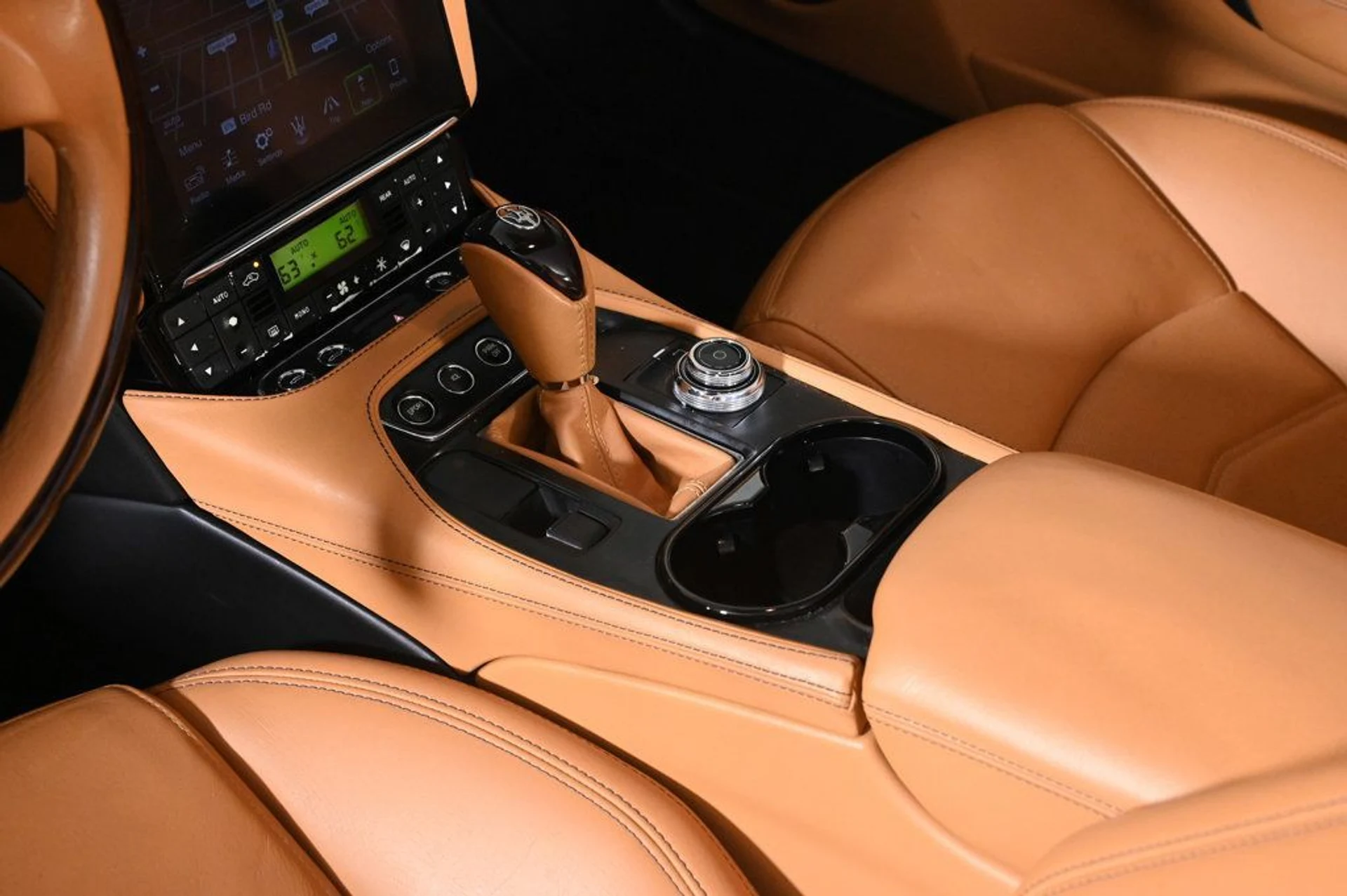 mph012_423886775_used_2019_maserati_granturismo_sport_11350_23000858_12_1024_3916634947