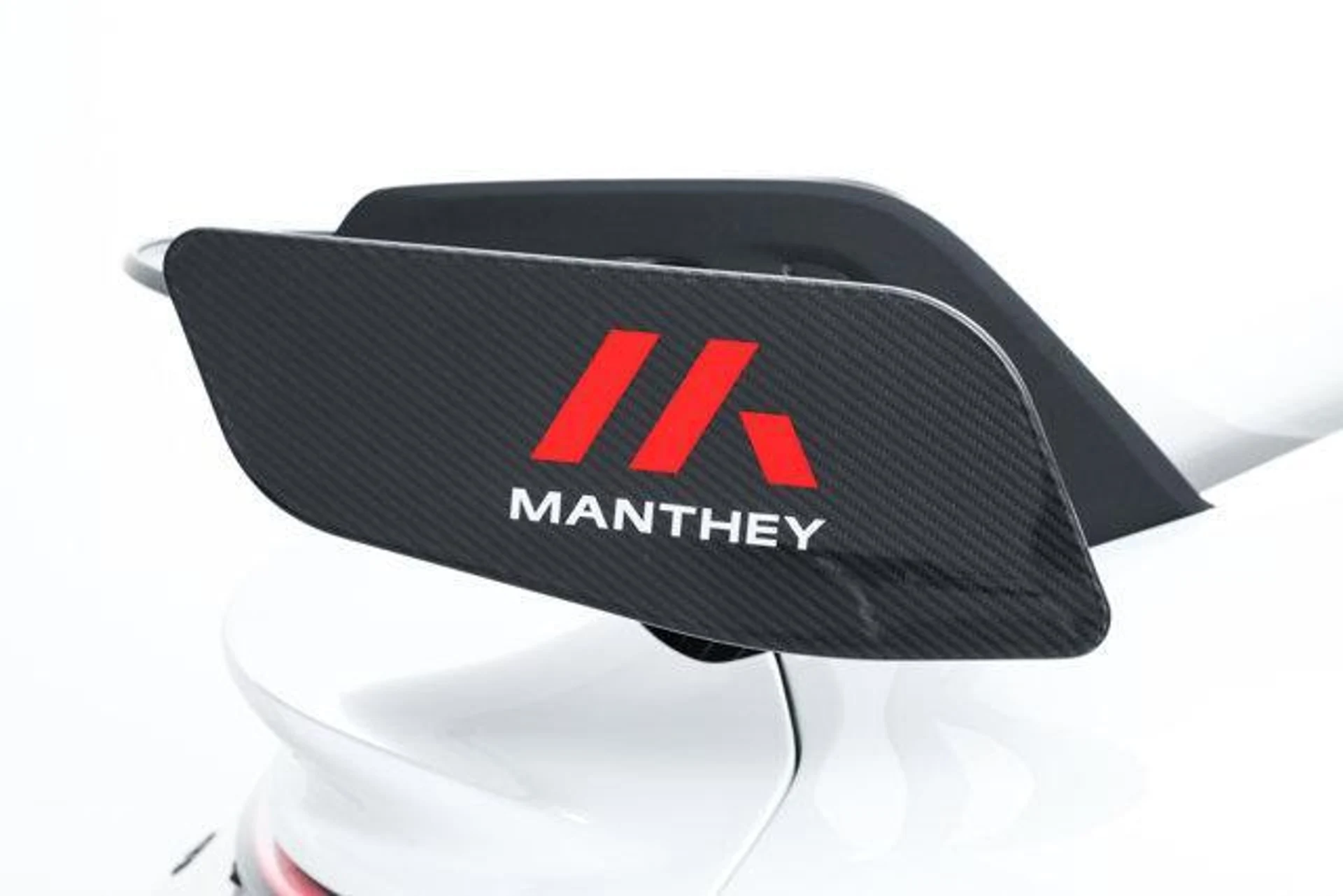 mph012_4240375472_b3aj_Bgy_Dr_Au_LC_0fv_A_P9_GMTTU_Yc_369eaac973