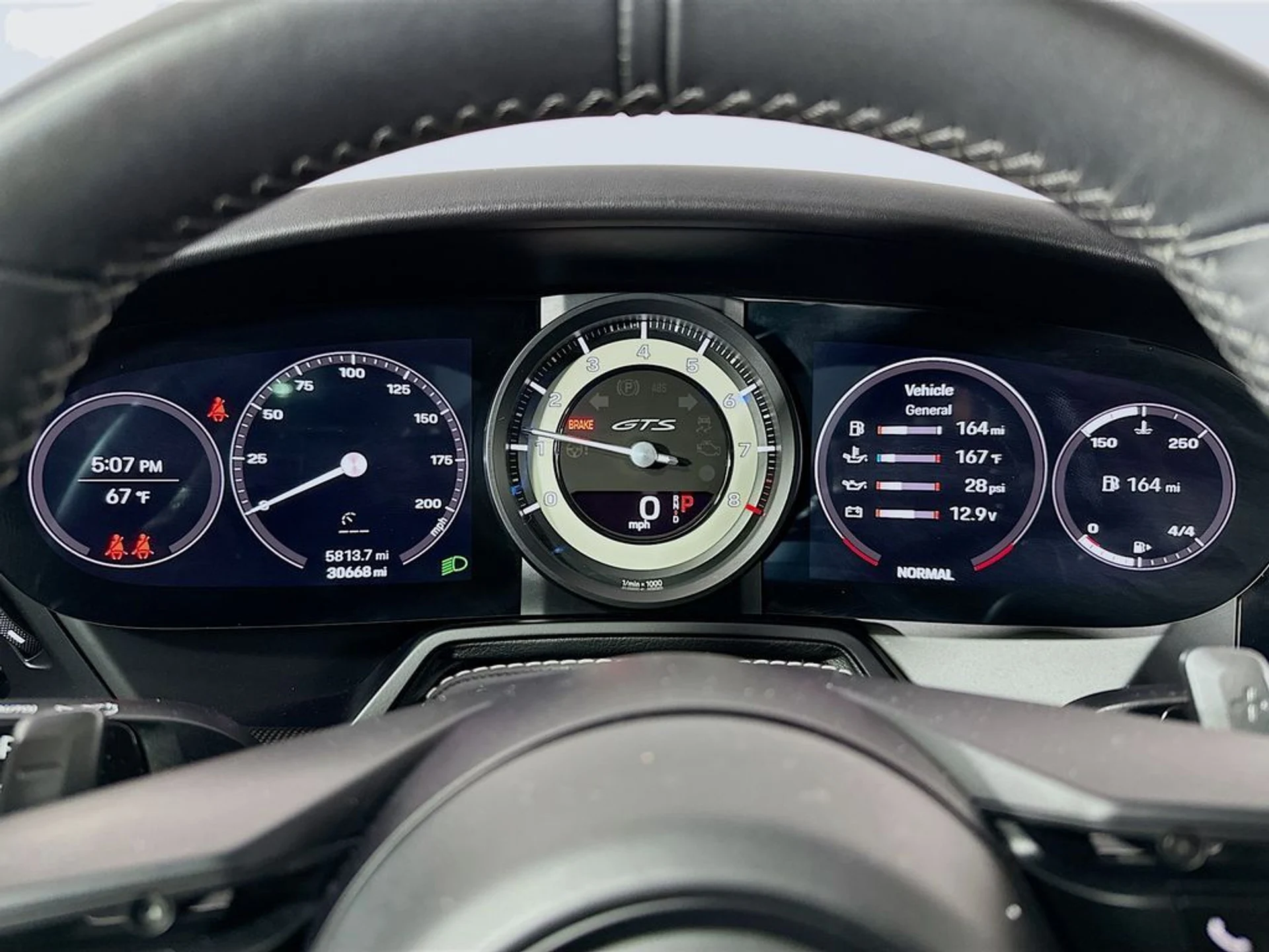 mph012_4242018177_158733f0766dada69cdaaf570f43d197x_e8939cc7c4