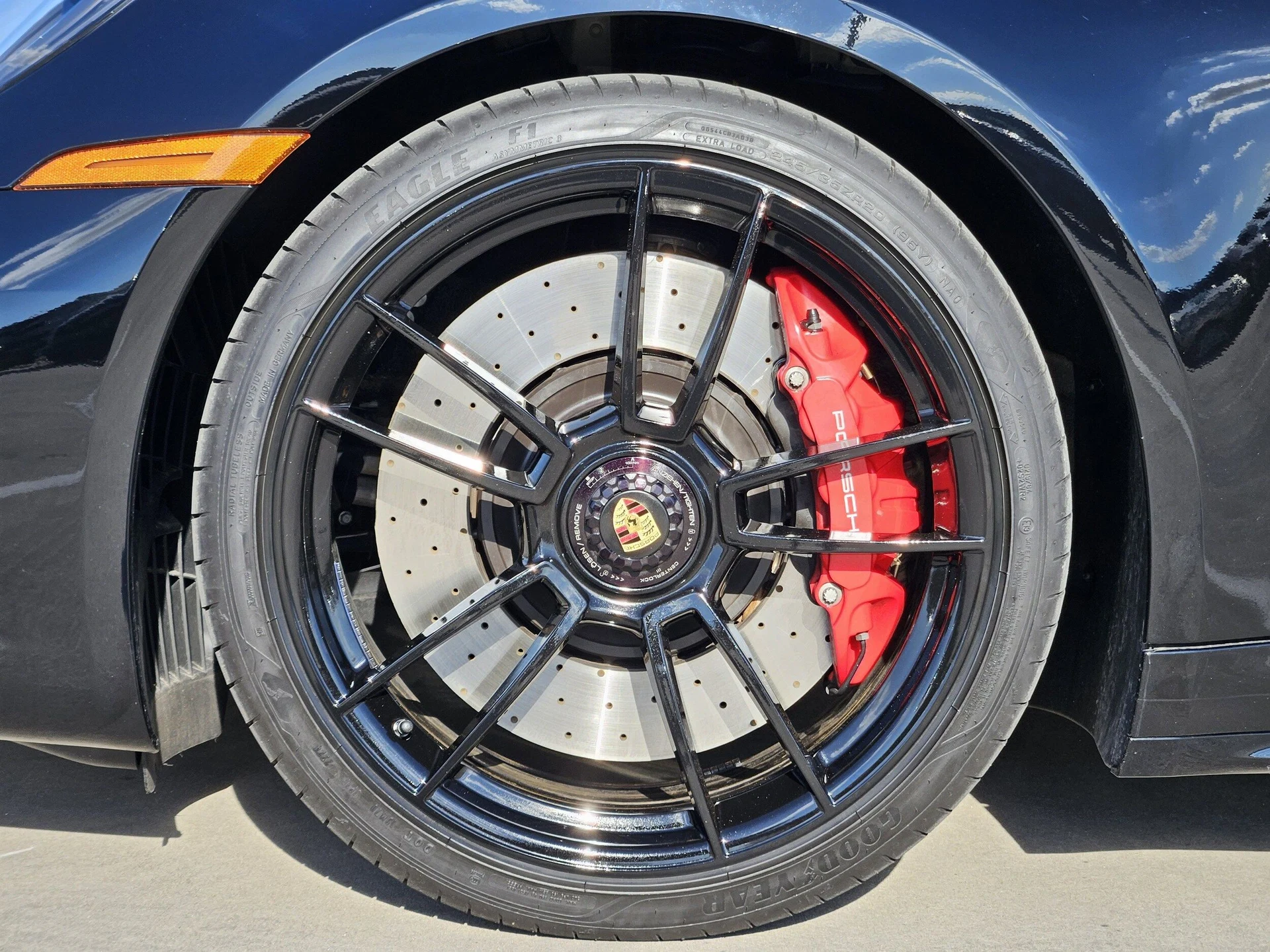 mph012_4243453593_e423d8cdbf2c55c17182524a62dfe18dx_7e54369f4d