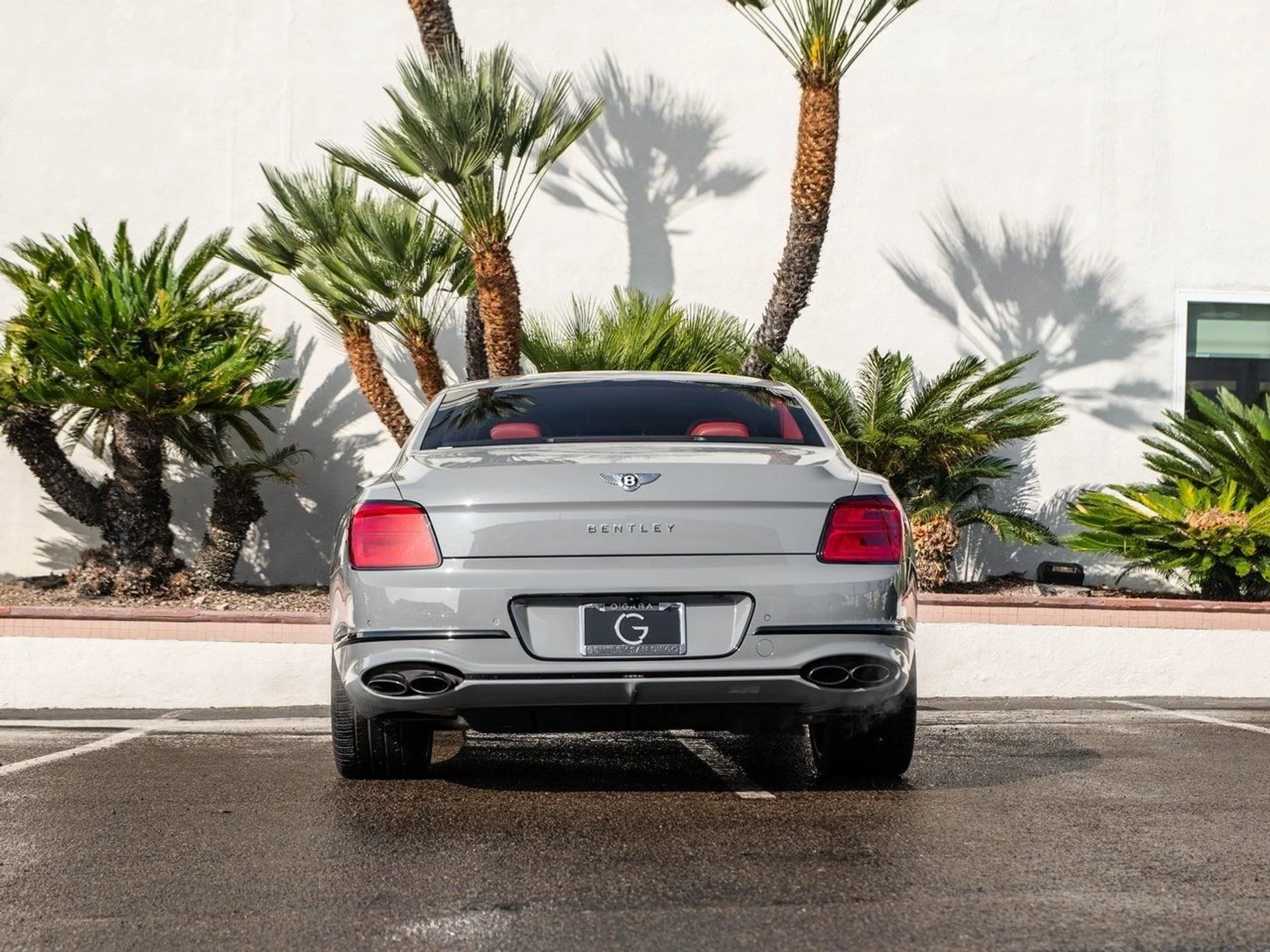 mph012_4244997470_ea5512f4bbcfadc1d71705b25ccaab20x_a6975870fe