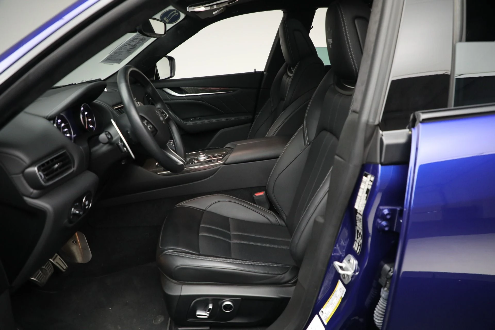mph012_4245963376_Used_2022_Maserati_Levante_GT_f44fa645b6