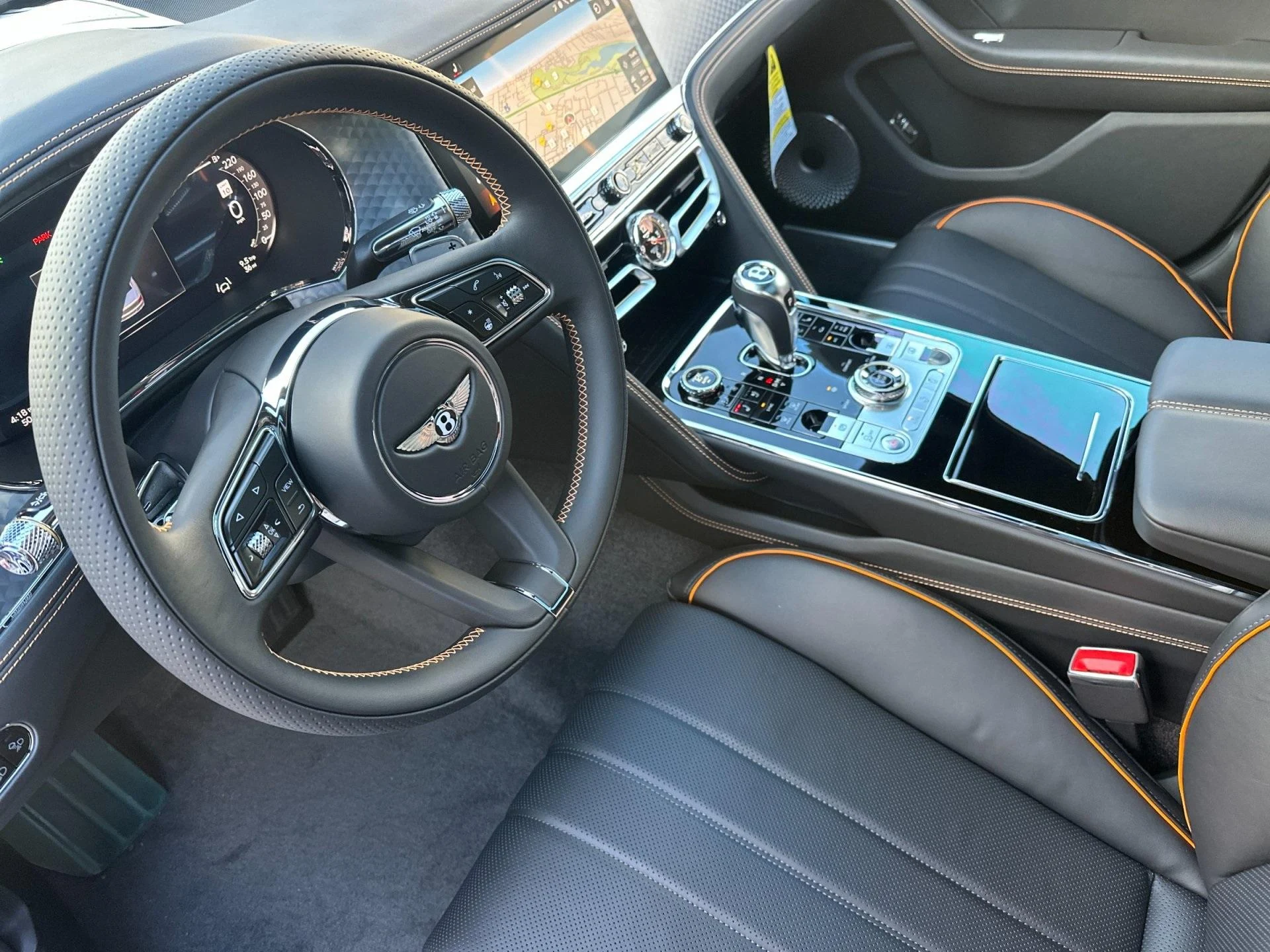 mph012_4250749372_New_2026_Bentley_Flying_Spur_1771602773_2609705ed4