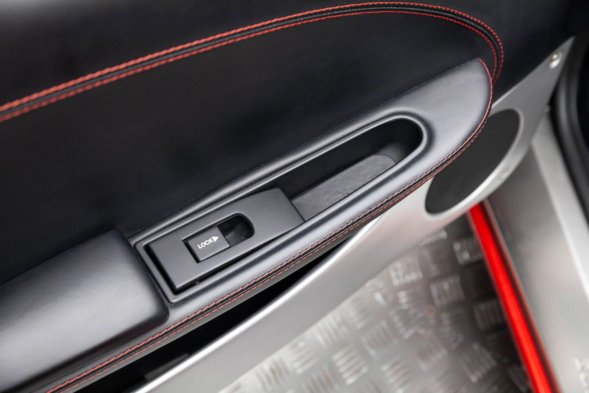 mph012_4252729990_b7e84a68cdc443ac9eaa49633e12c95d_d793b1198f