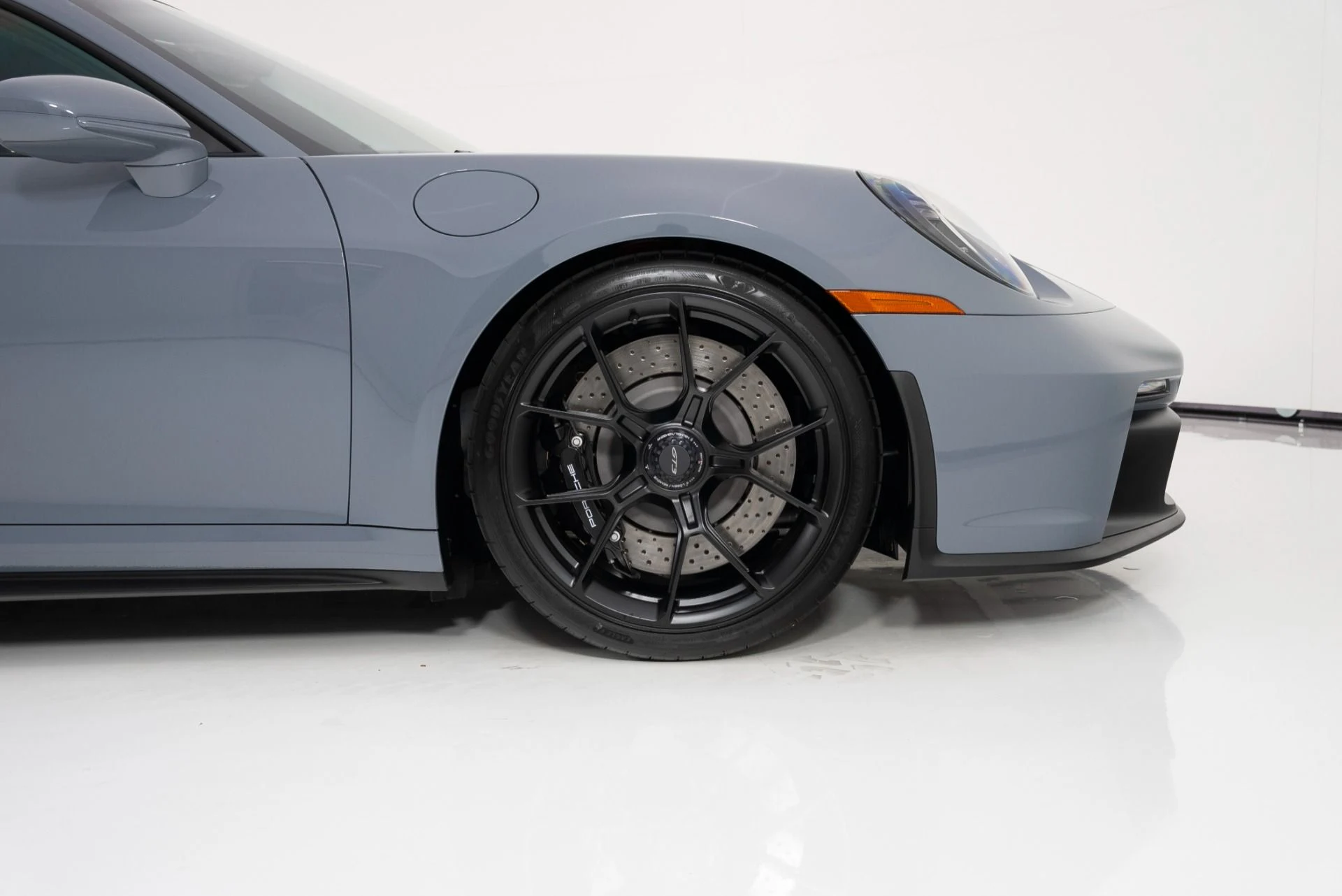 mph012_4258530385_Used_2024_Porsche_911_GT_3_1754347403_9281f25b9e