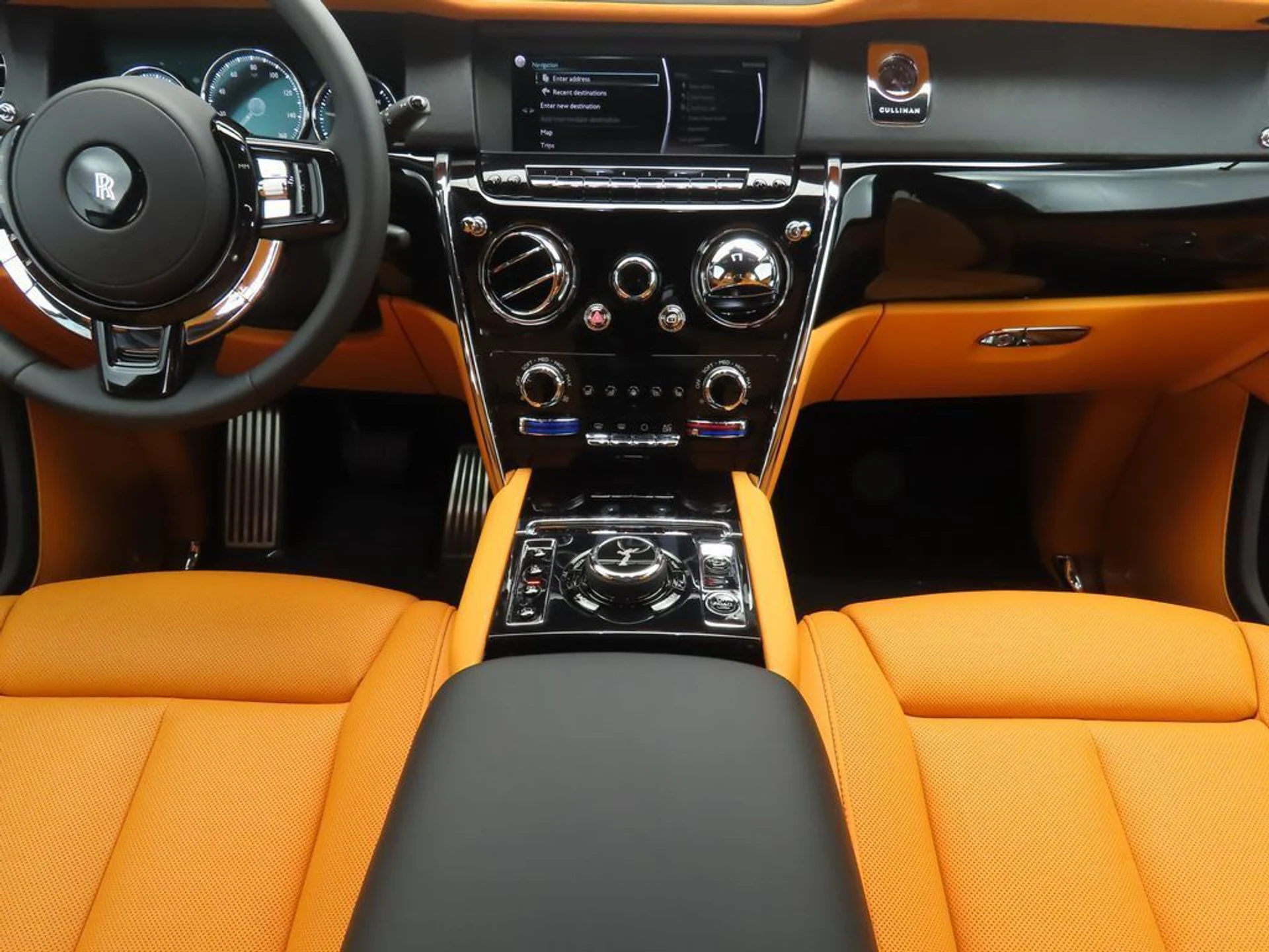 mph012_4265237992_used_2023_rolls_royce_cullinan_sportutility_8119_22974083_13_1024_4f840cf612