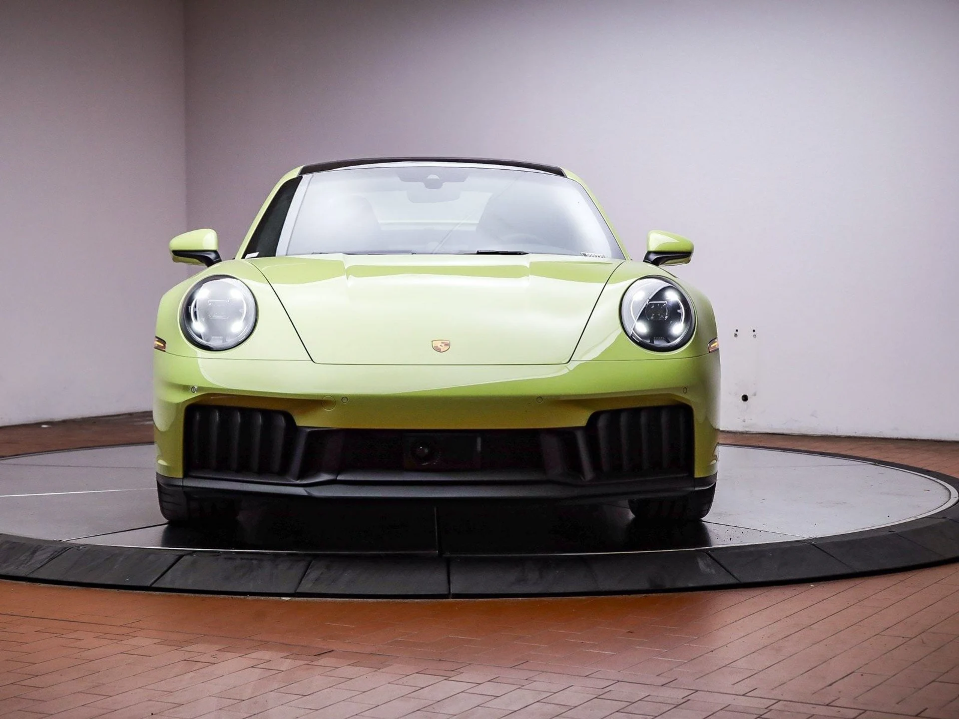 mph012_4266689089_11ea84c192f27a784a7a898393c6c72dx_570da9cd7a