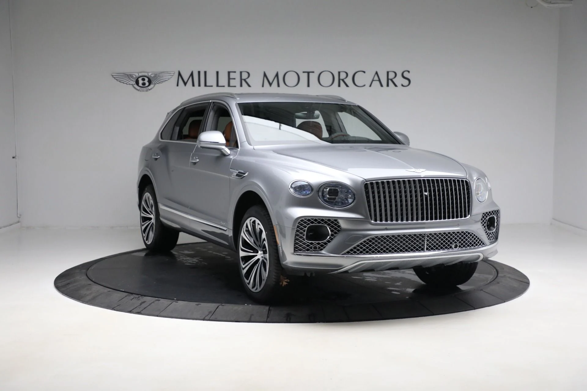 mph012_4268761607_Used_2023_Bentley_Bentayga_EWB_Azure_V8_5f03f56211