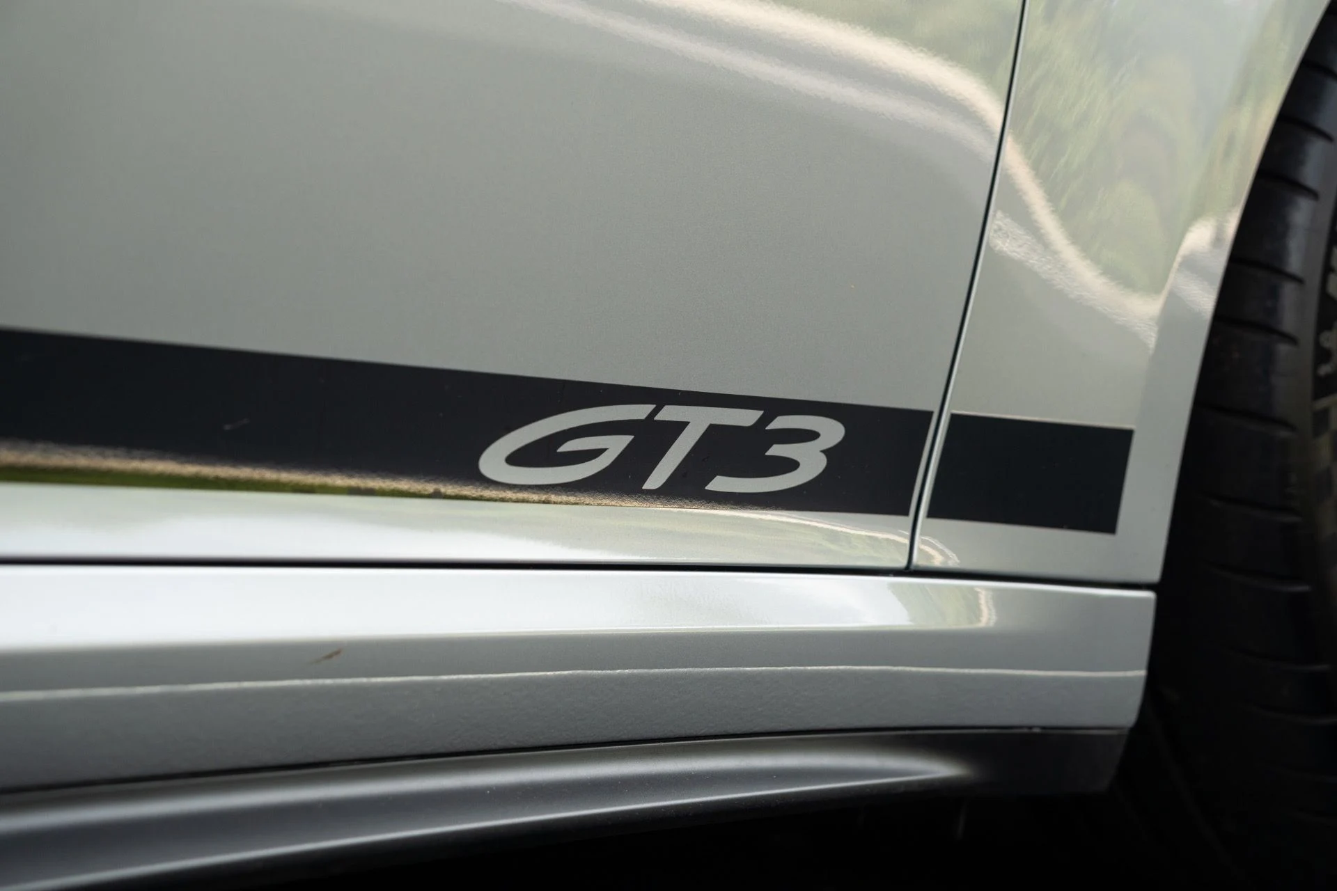 mph012_4281348649_Used_2022_Porsche_911_GT_3_w_Touring_1769199513_18c214bec4