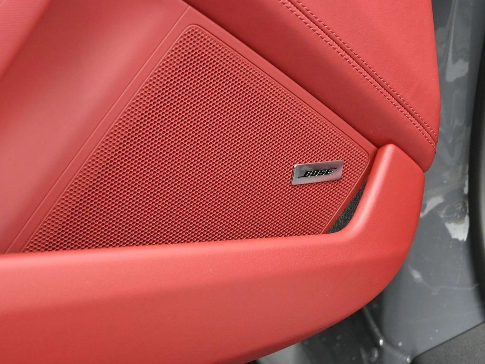 mph012_429190583_h_Zsk_FB_Ai_WKK_5_Hhf_D42zf_Lb_Yyw_51a04f0113