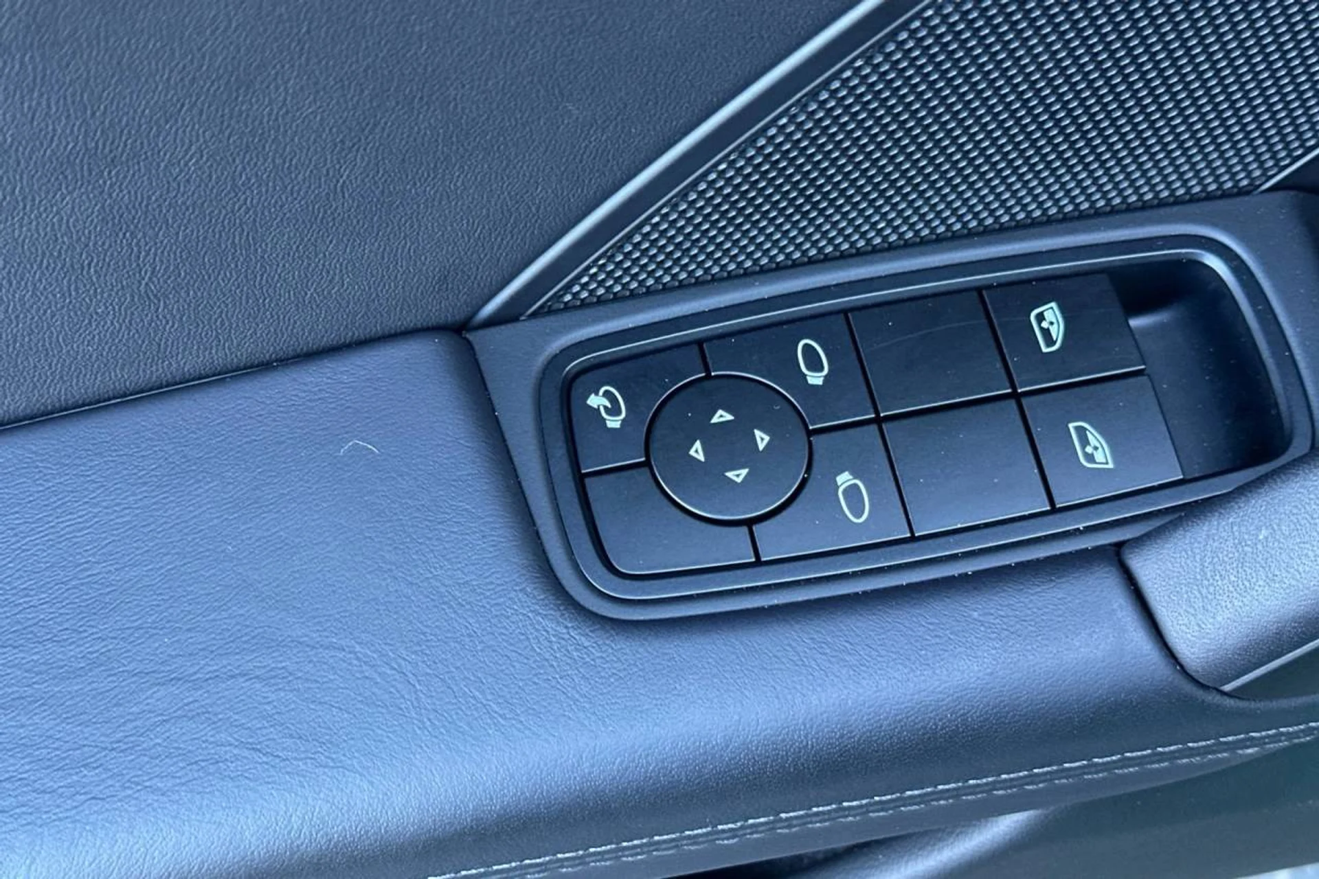 mph012_4293960516_1280_fe20dc9c3b