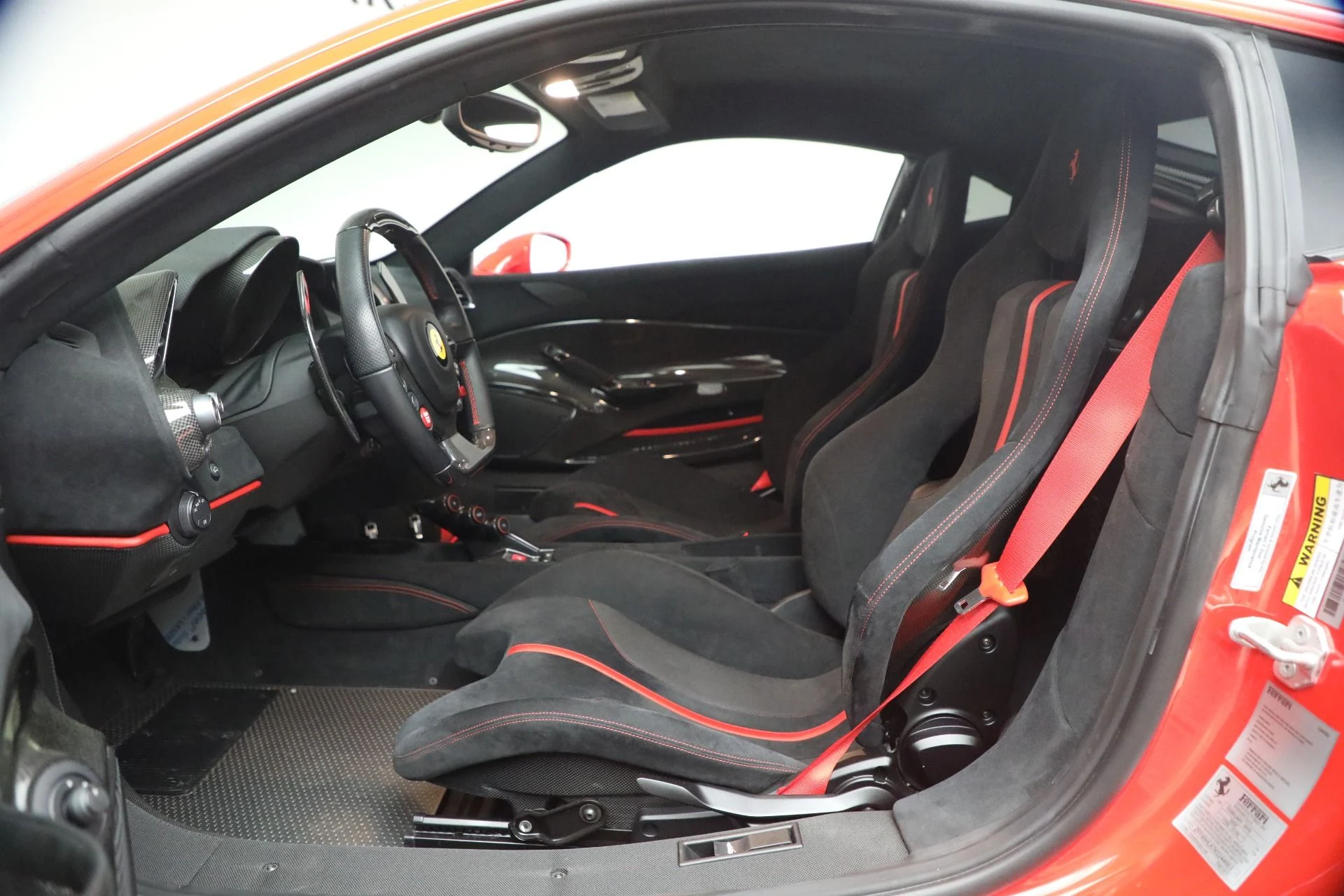 mph012_433789027_Used_2019_Ferrari_488_Pista_1777044091_07e96def81