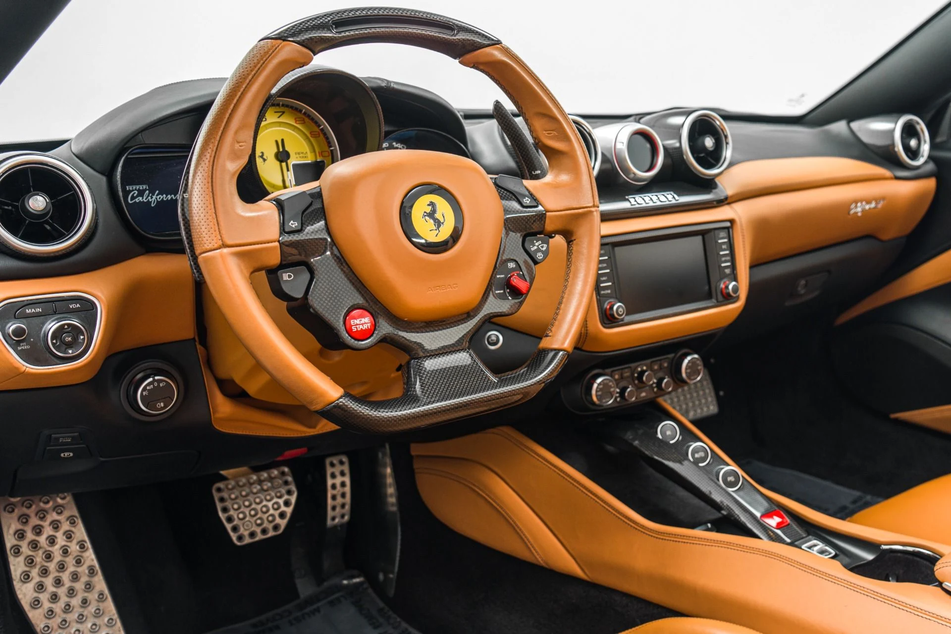 mph012_439551312_Used_2015_Ferrari_California_T_1772230011_b7c3be56ef