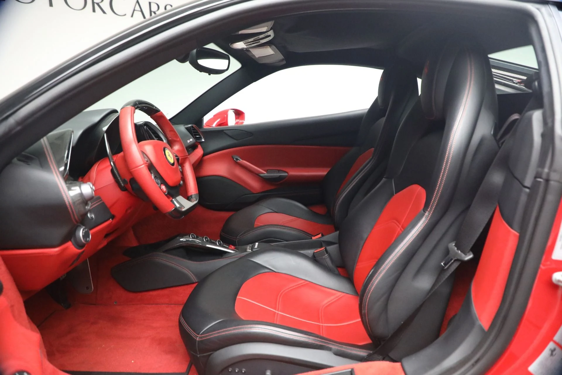 mph012_440407319_Used_2018_Ferrari_488_GTB_1785949713_b81291c077