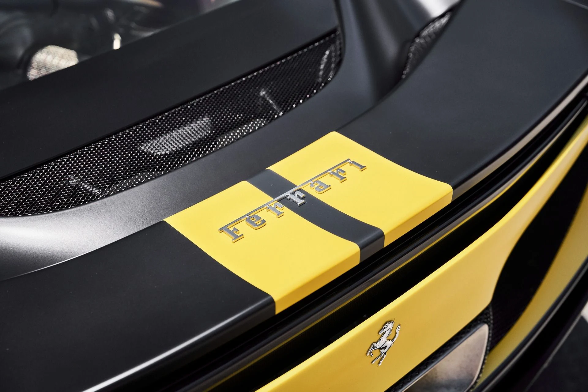 mph012_44272904_Used_2023_Ferrari_296_GTB_Base_1781118175_ed1771b2ab