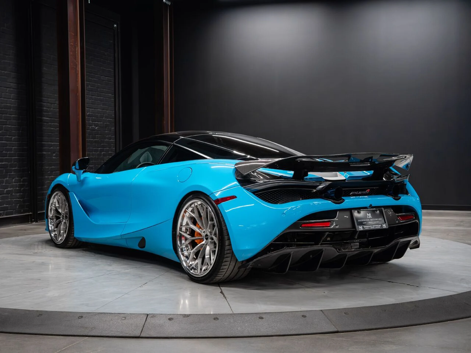 mph012_452114954_mclaren_720s_2018_810c94699f