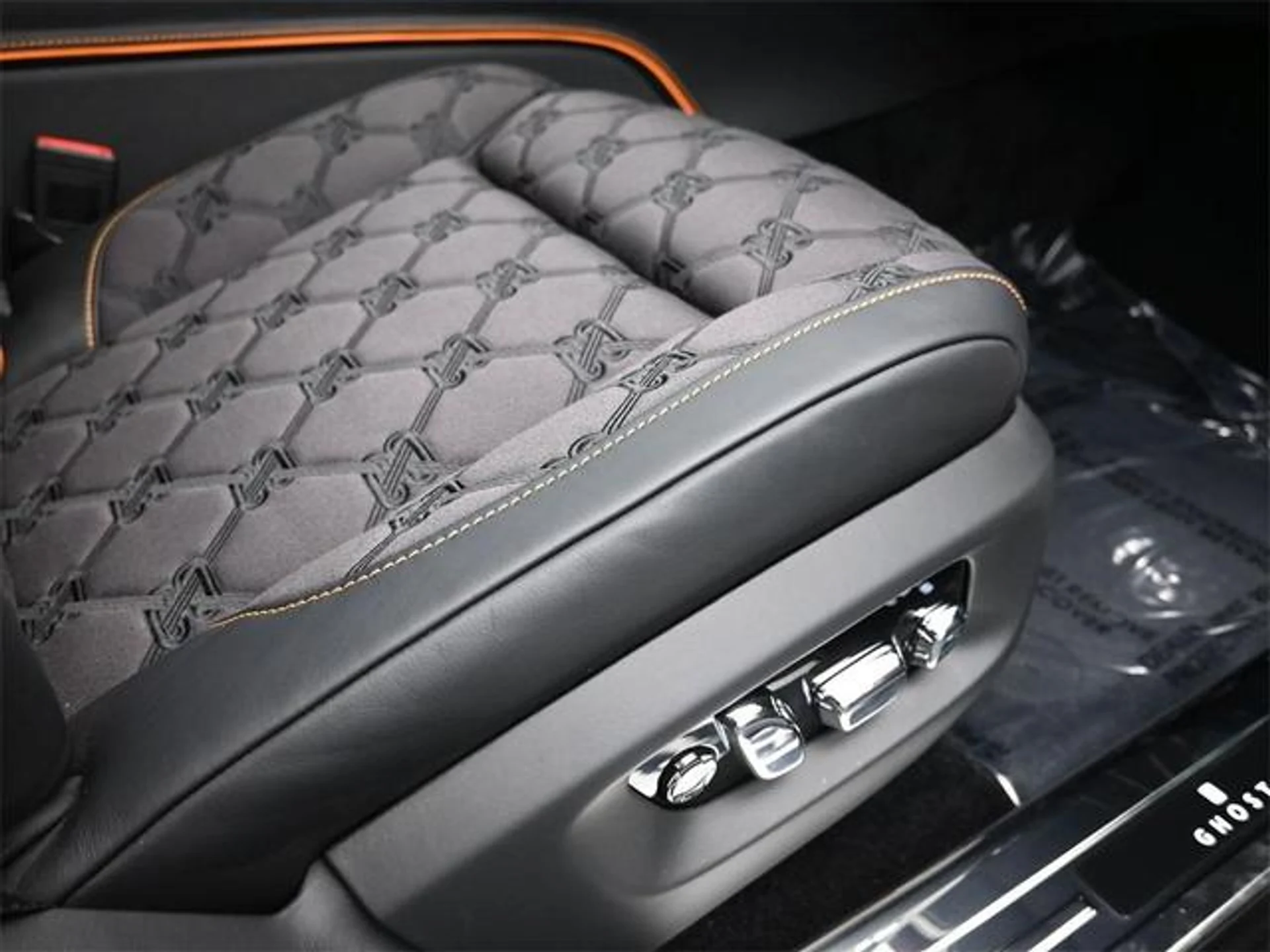 mph012_454115972_s_0b_Sx_Dx9_VN_Vqk611_Sl_Y3_Rlh_Ak_U_fe6419f8b5