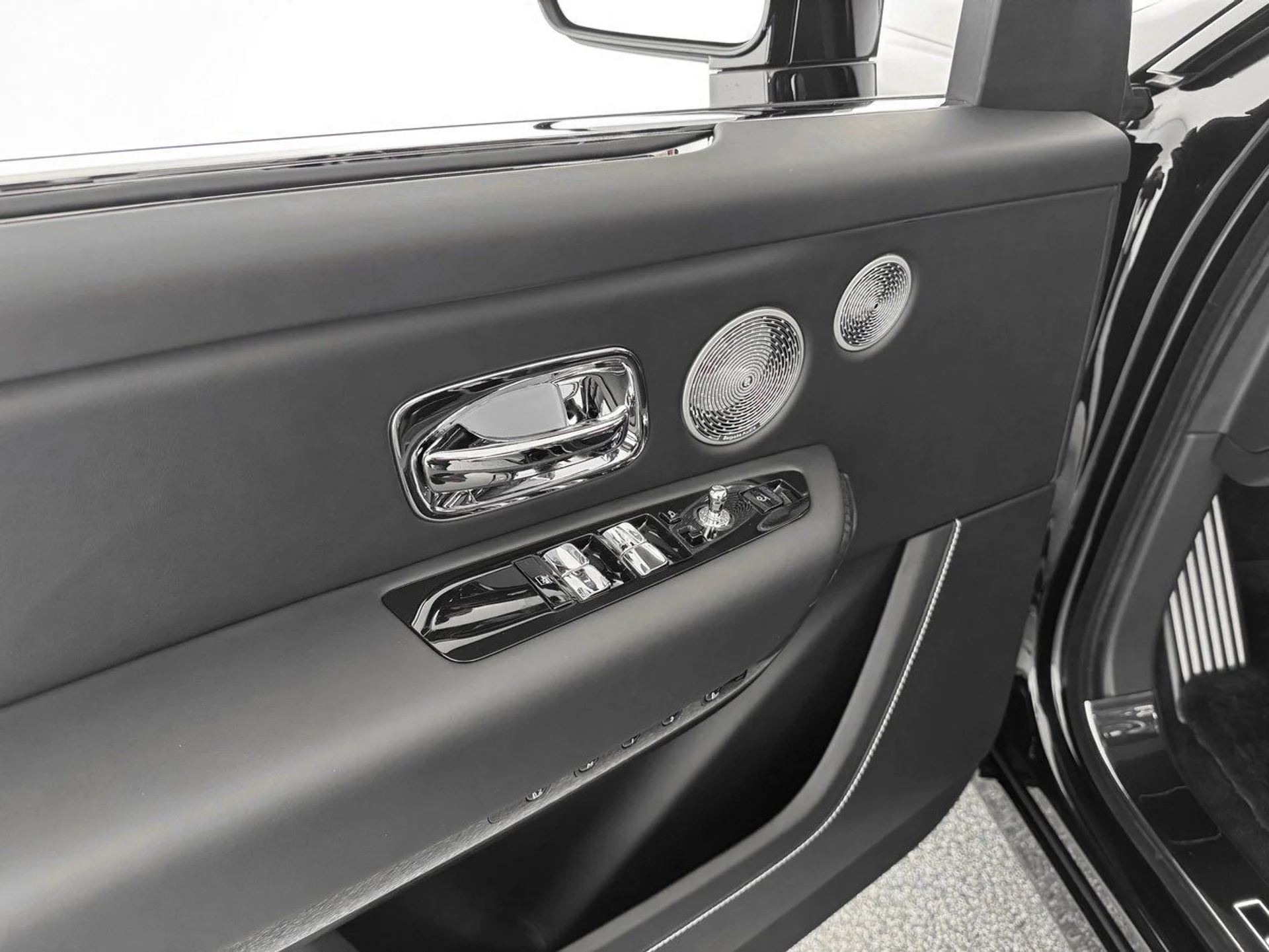 mph012_454297750_9dca69141909ee920e44bcd03595b1a3x_8a08f39f64