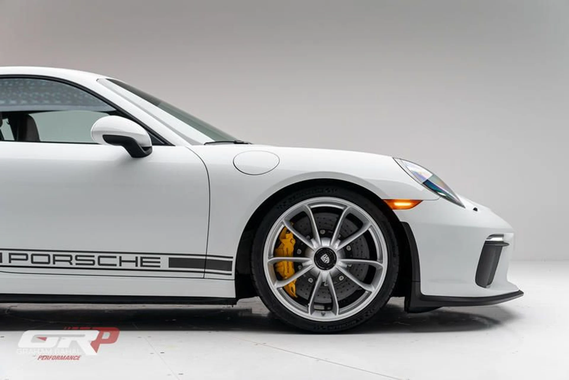 mph012_454447257_99_C4543_F_A367_431_D_821_D_5_C2_DCA_712934_e72bc74a42