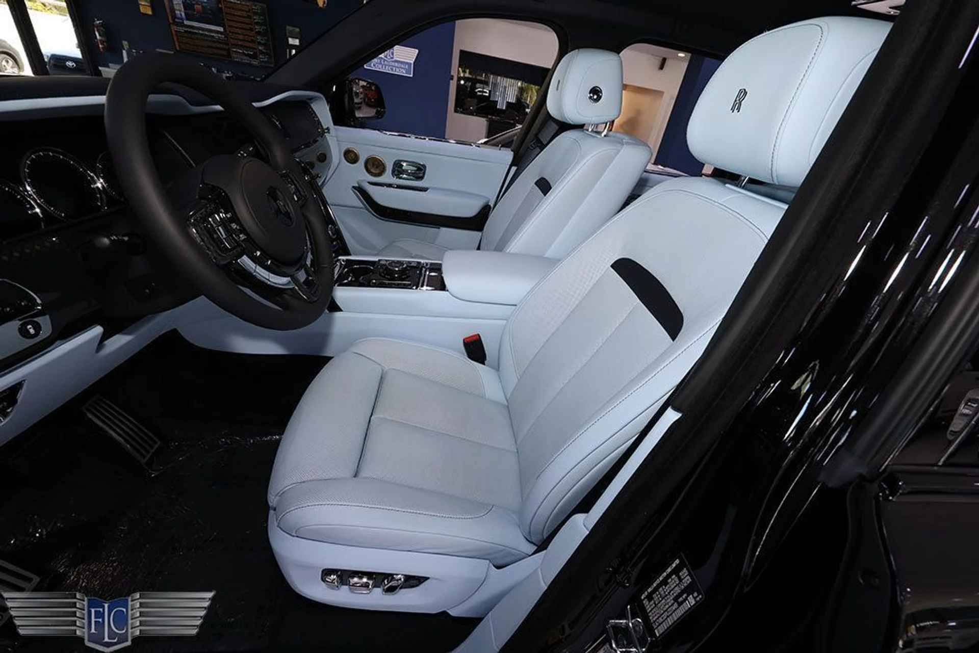 mph012_459958041_used_2023_rolls_royce_cullinan_blackbadgesportutility_6305_22951746_13_1024_b698993e52