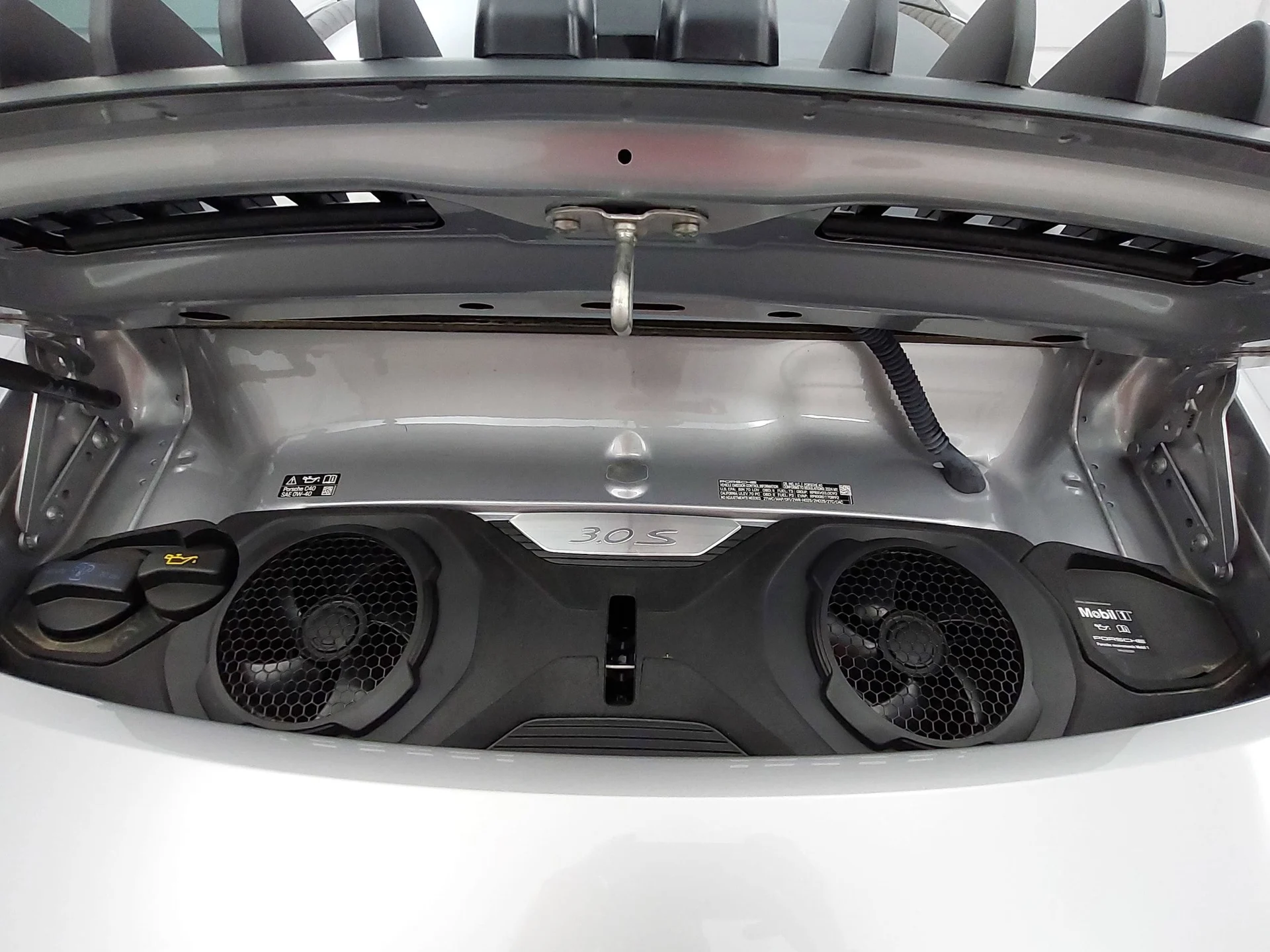 mph012_459986017_c9089dd785990a322989b8f7fad22383x_dc94639901