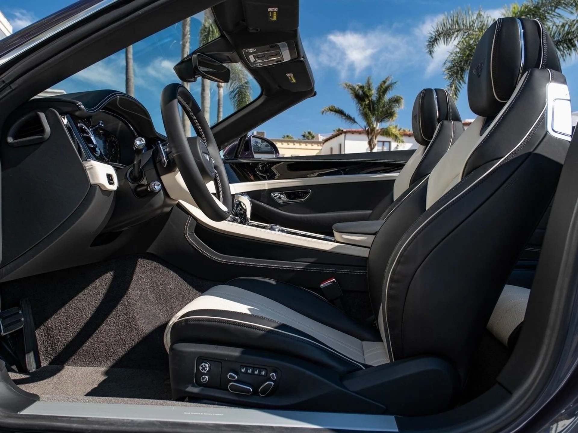 mph012_466667847_e625f46bf4af25e6ce5915fc16b10e3ex_1b277464ad