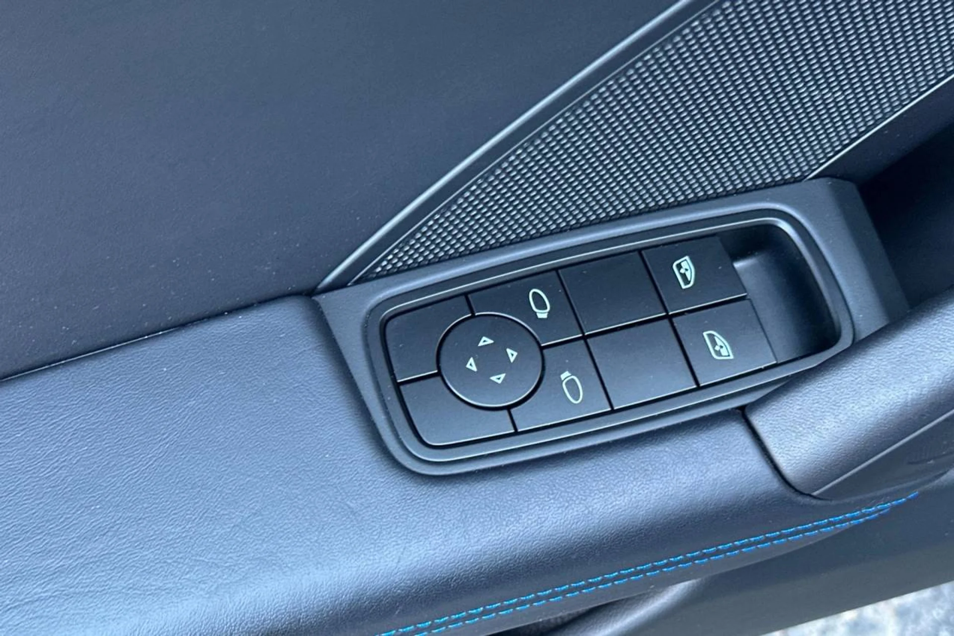 mph012_468044470_1280_7197737e1e