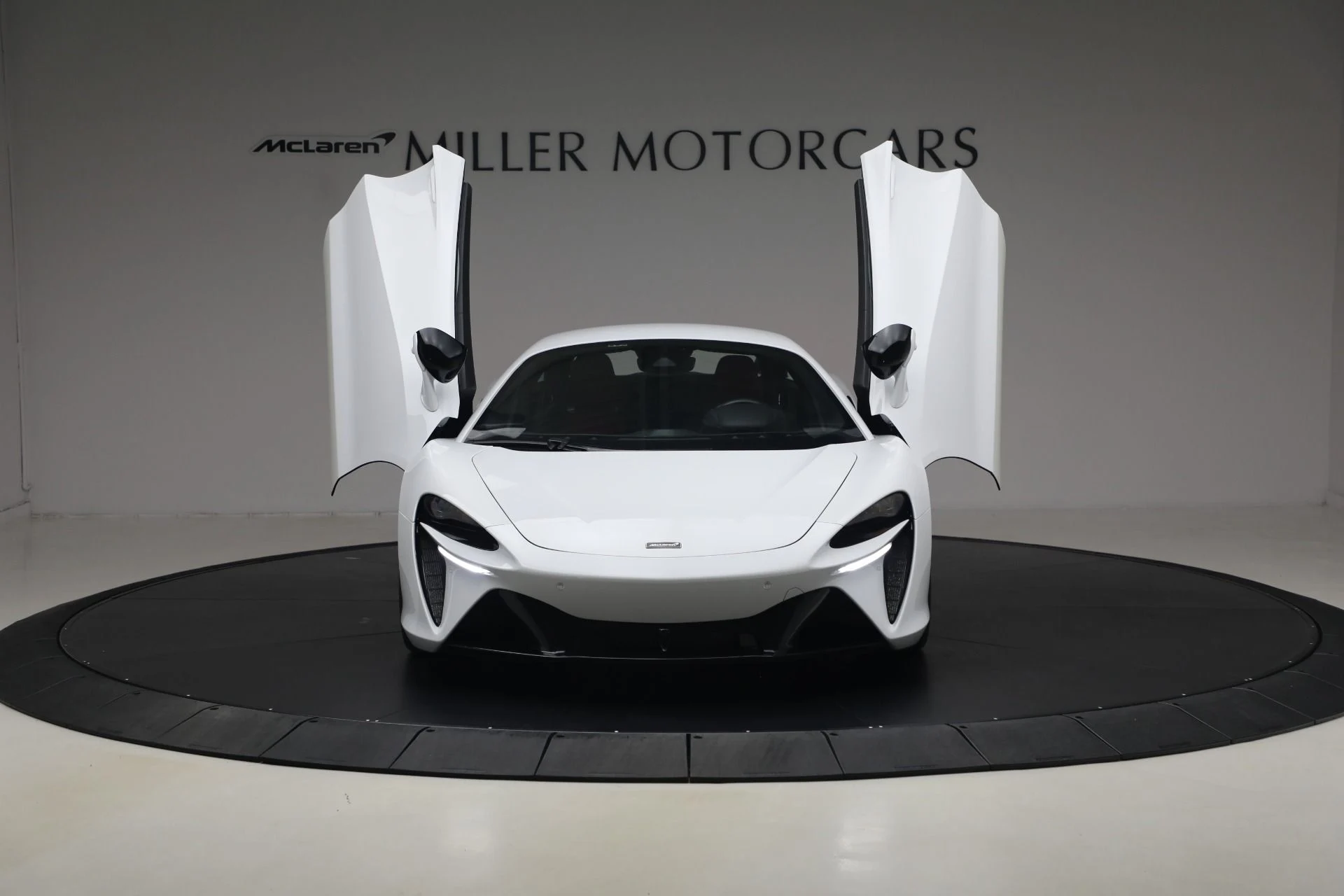 mph012_472379330_Used_2023_Mc_Laren_Artura_Tech_Lux_9c9a88e63c