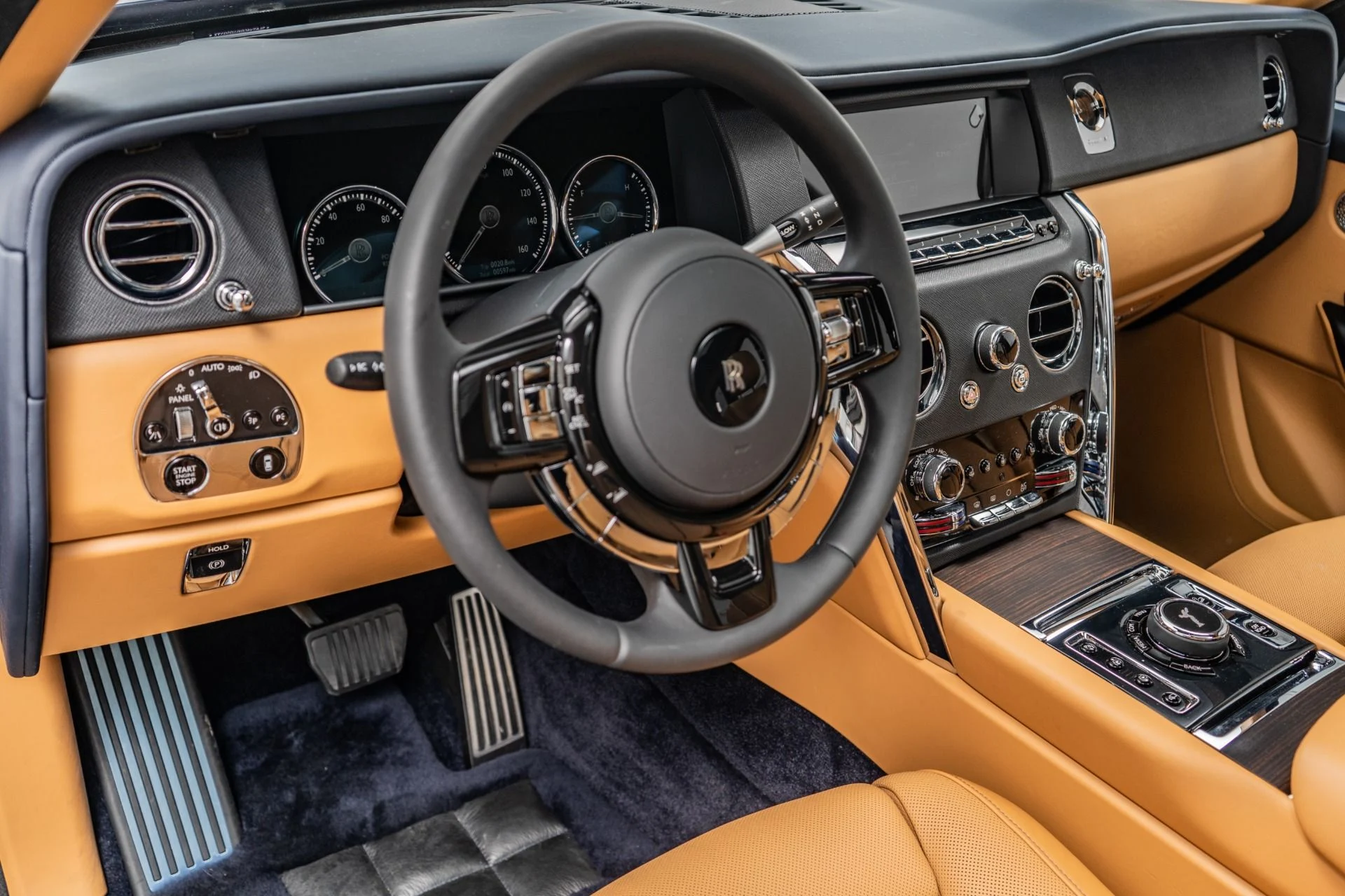 mph012_473214032_Used_2020_Rolls_Royce_Cullinan_Rear_Theatre_Configuration_Bespoke_Audio_Picnic_Tables_1785529076_ca5f4f0751