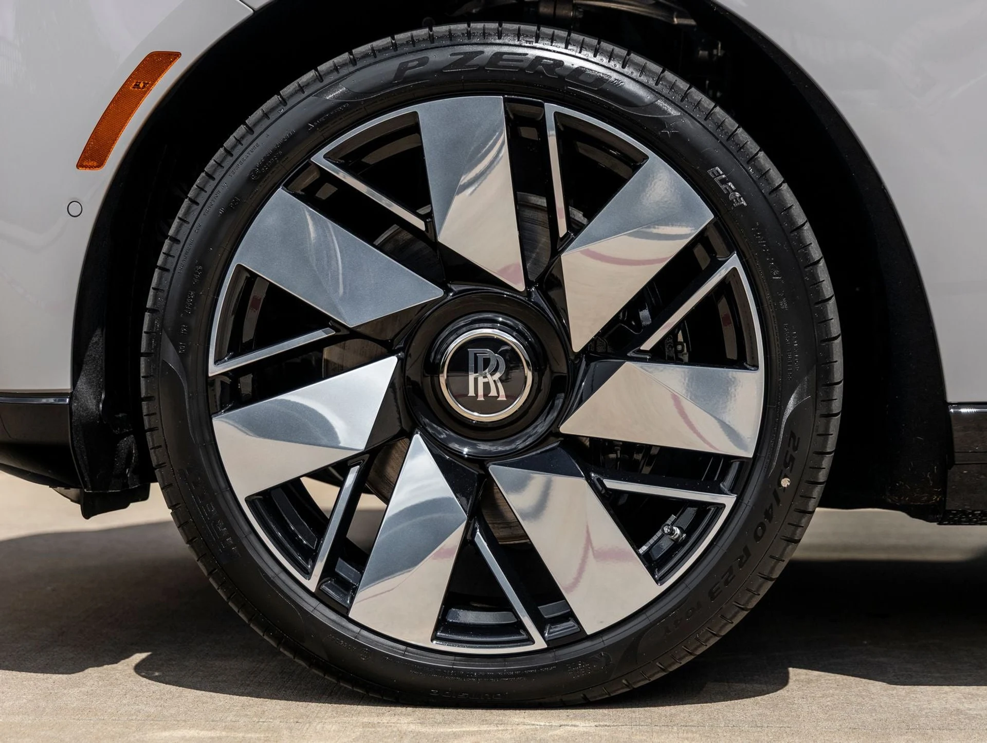 mph012_478285930_13_bf46146cbb