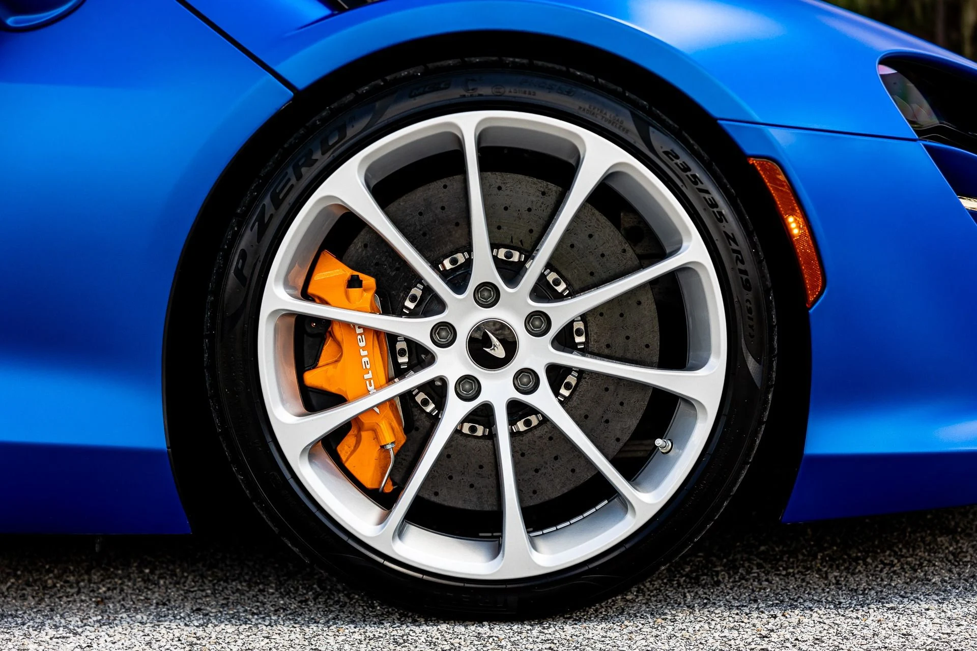 mph012_482879233_324_p13_l_137dce1a4c