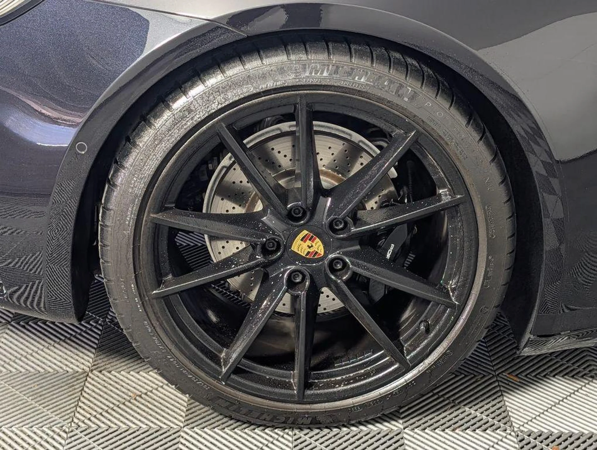 mph012_48374736_H_Hq_LGB_8i4b_Gr_Ywlt_Qu_F5_Qtfdfn_Q_a124e761d2