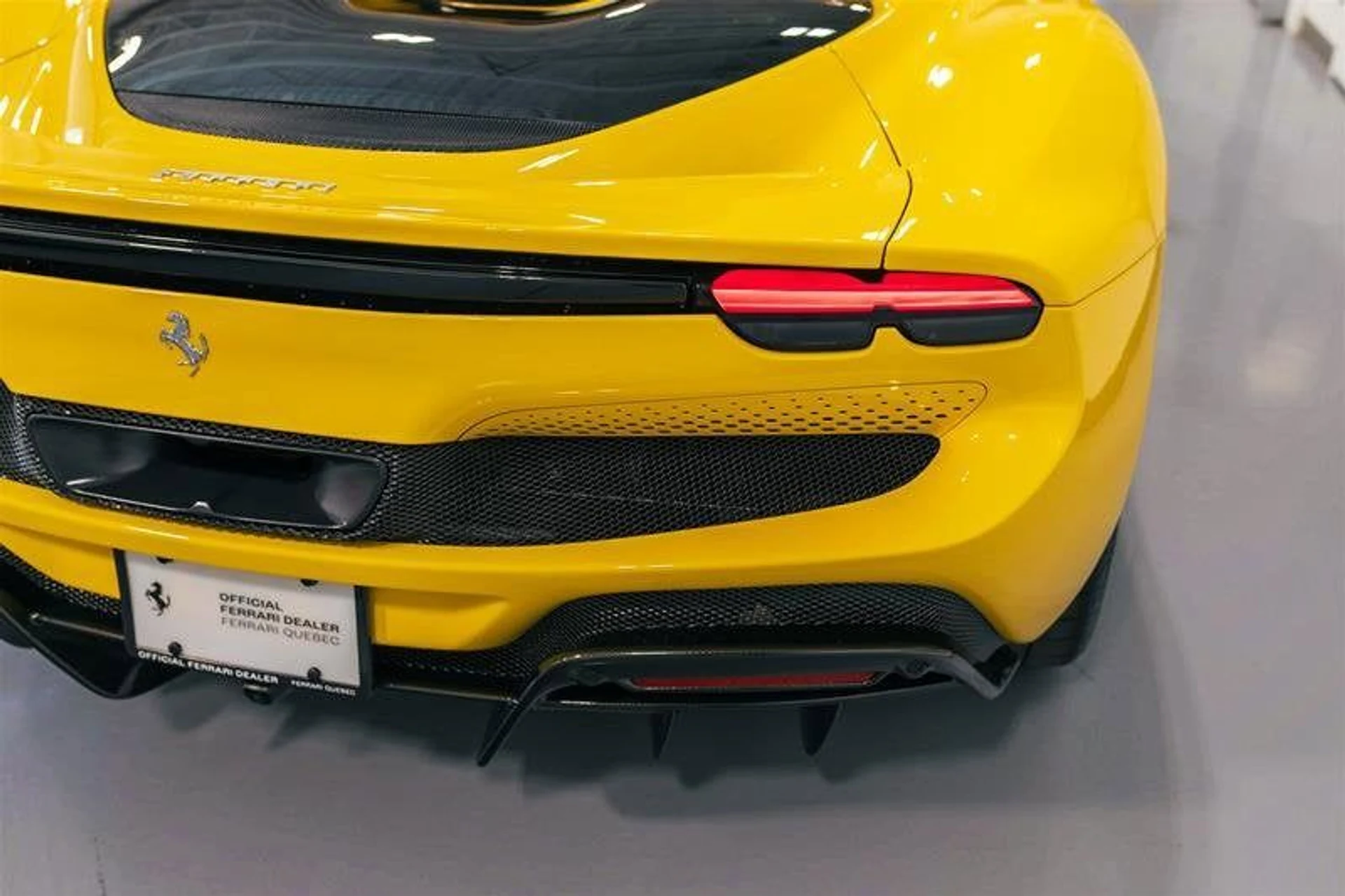 mph012_489068405_8197f2f24b844bd7ac4ab35e514524c0_431a603be1