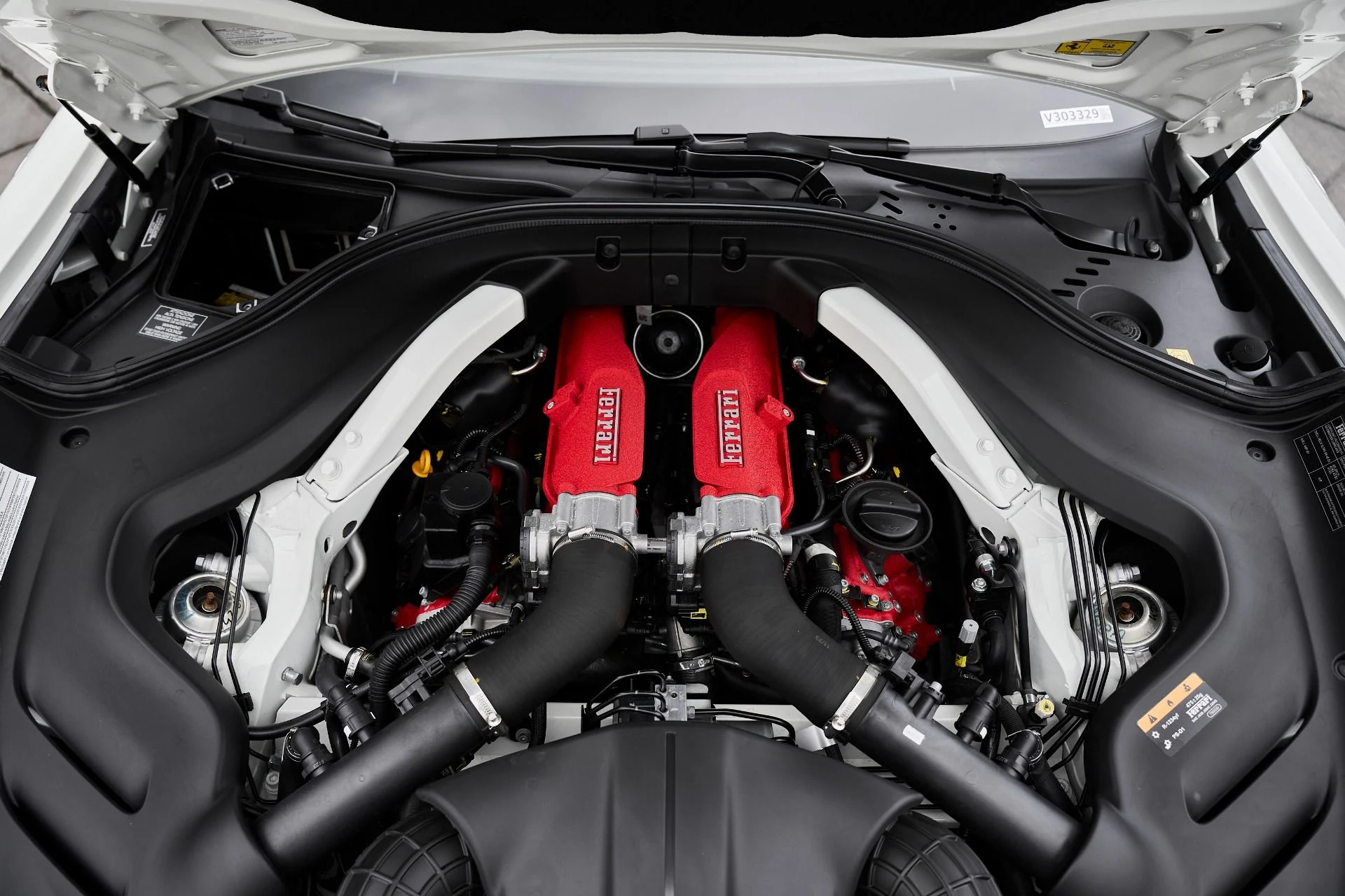 mph012_493456635_Used_2024_Ferrari_Roma_Base_1763170049_e89acfb671