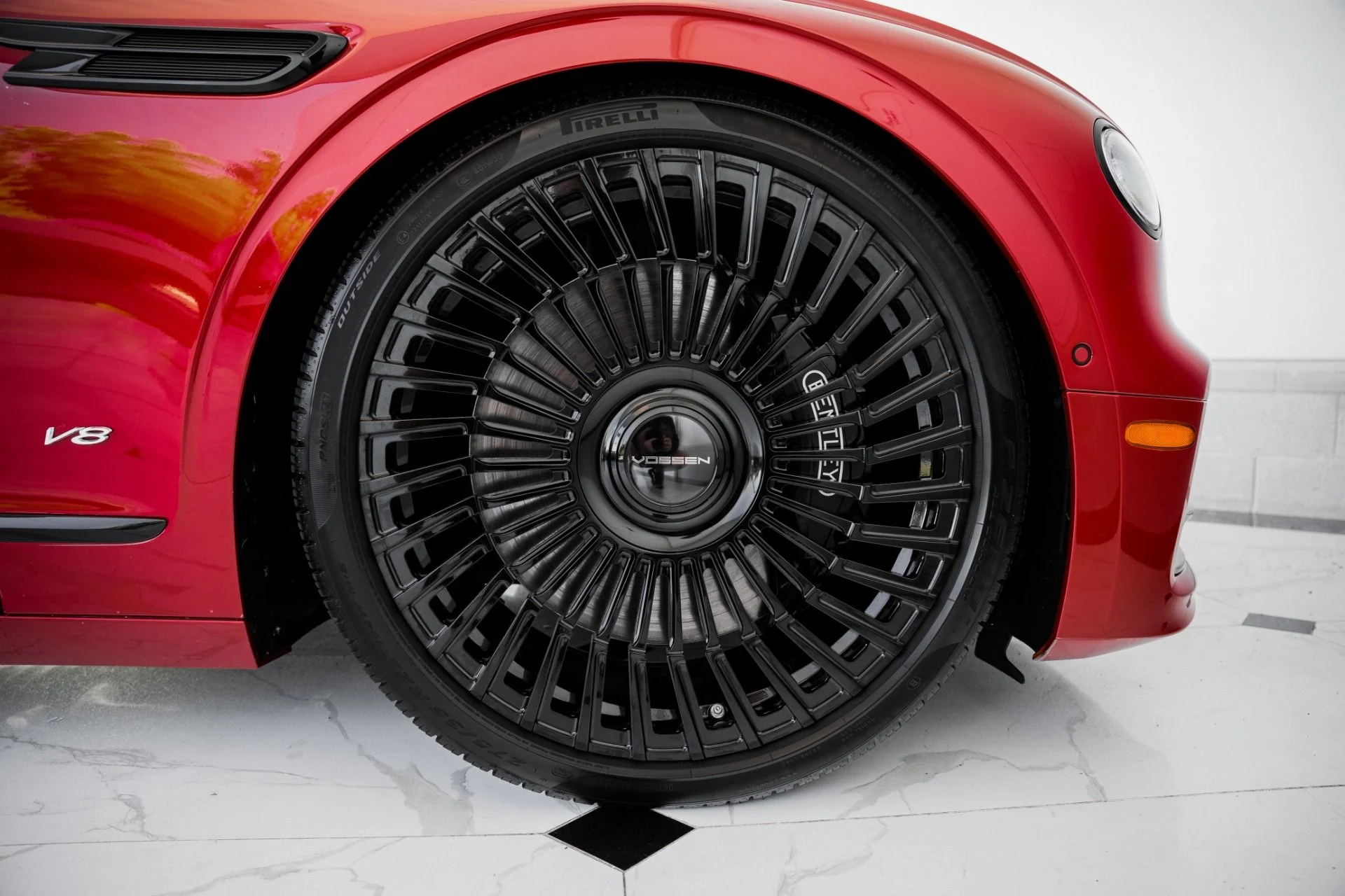 mph012_495491666_Used_2022_Bentley_Flying_Spur_V8_1694798625_bdaa74dfc3