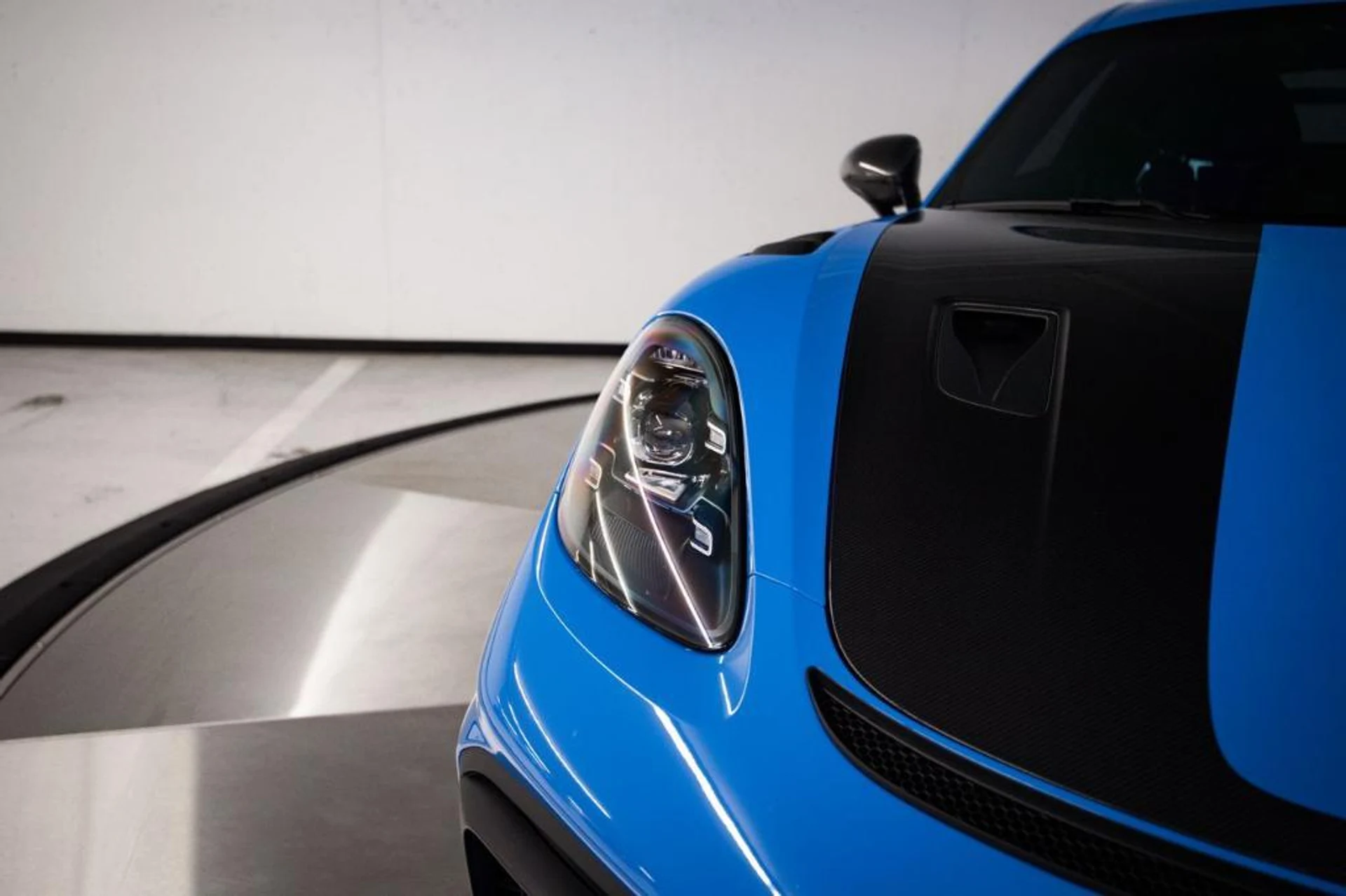 mph012_496494640_KAOQR_63py_Bzip_Qq_Vo_G_Qopifpgo_I_24ca6e1a76