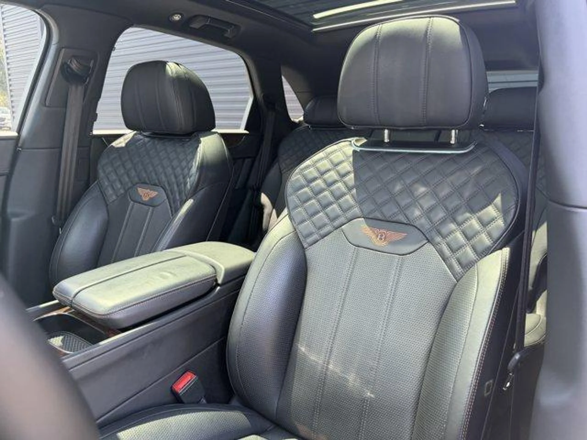 mph012_504458360_n_H6s0sl_U4_O_Kn281_Egz_X1wu_Vgiag_40850f7963