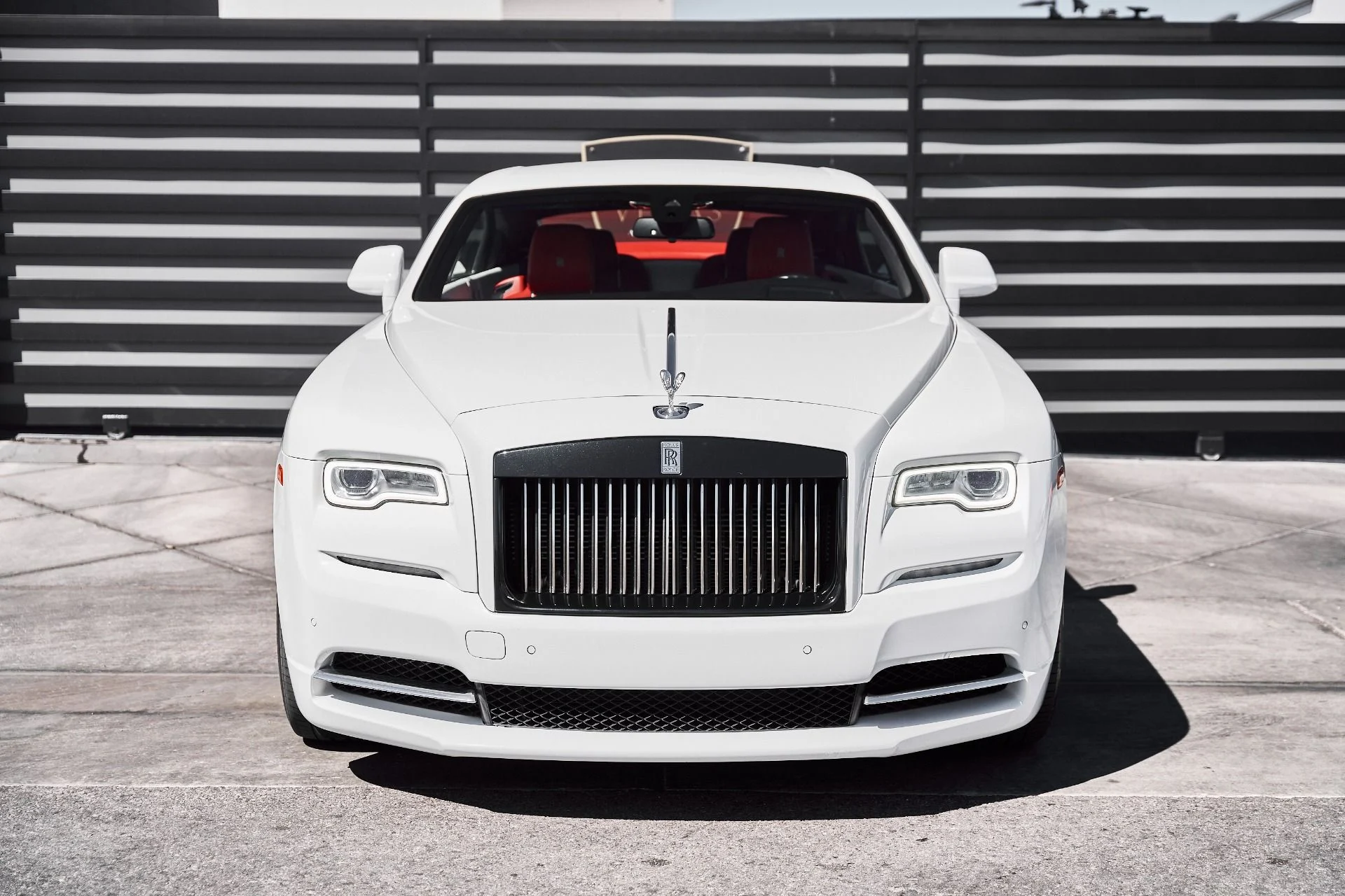 mph012_504882612_Used_2020_Rolls_Royce_Wraith_Base_1775285119_b4e5dc1ea5