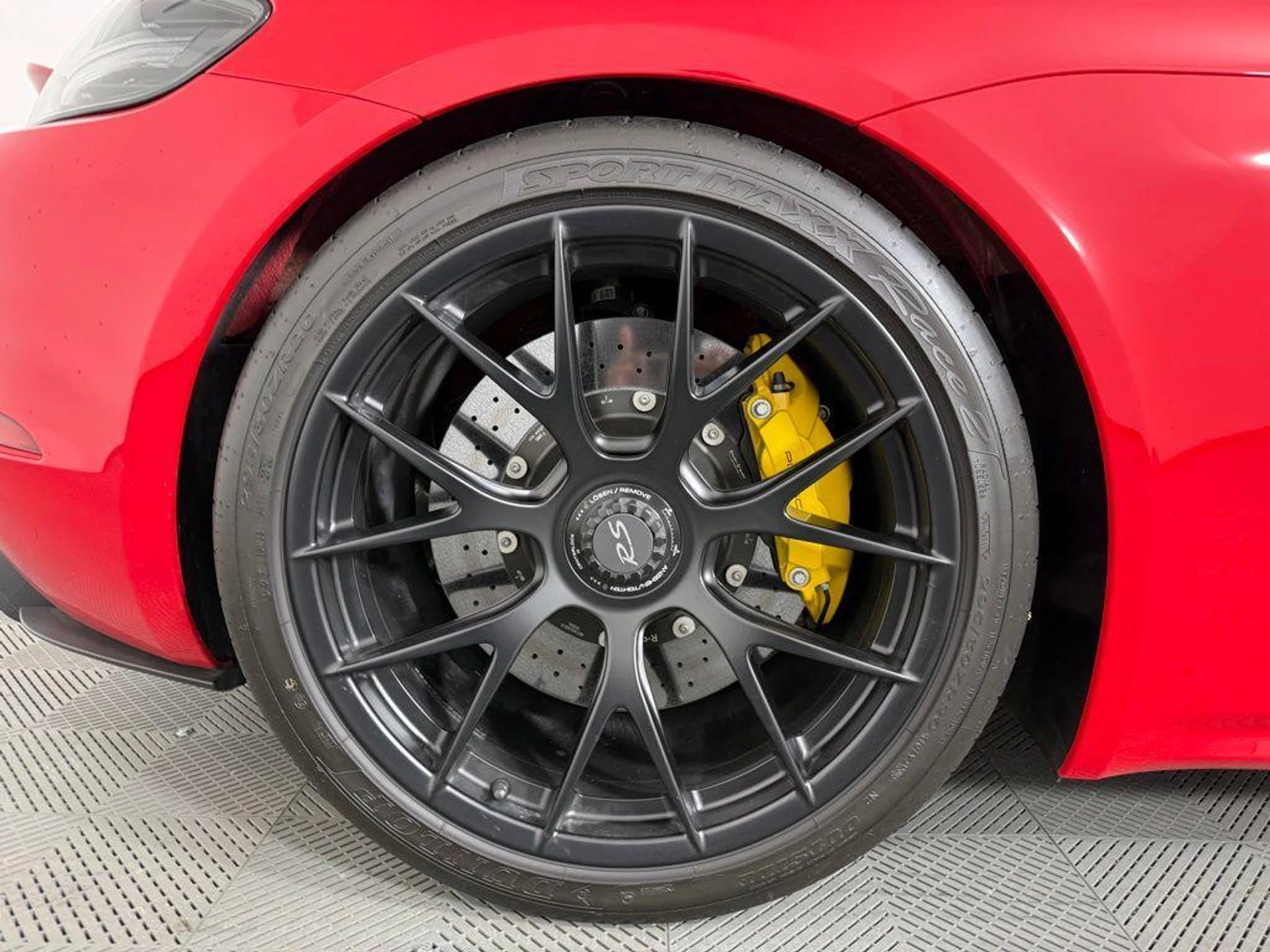 mph012_507867449_j_Nqze_B_Bx_VJ_3_Dd_SAH_9hr6rw6_Fx4_409b35583a