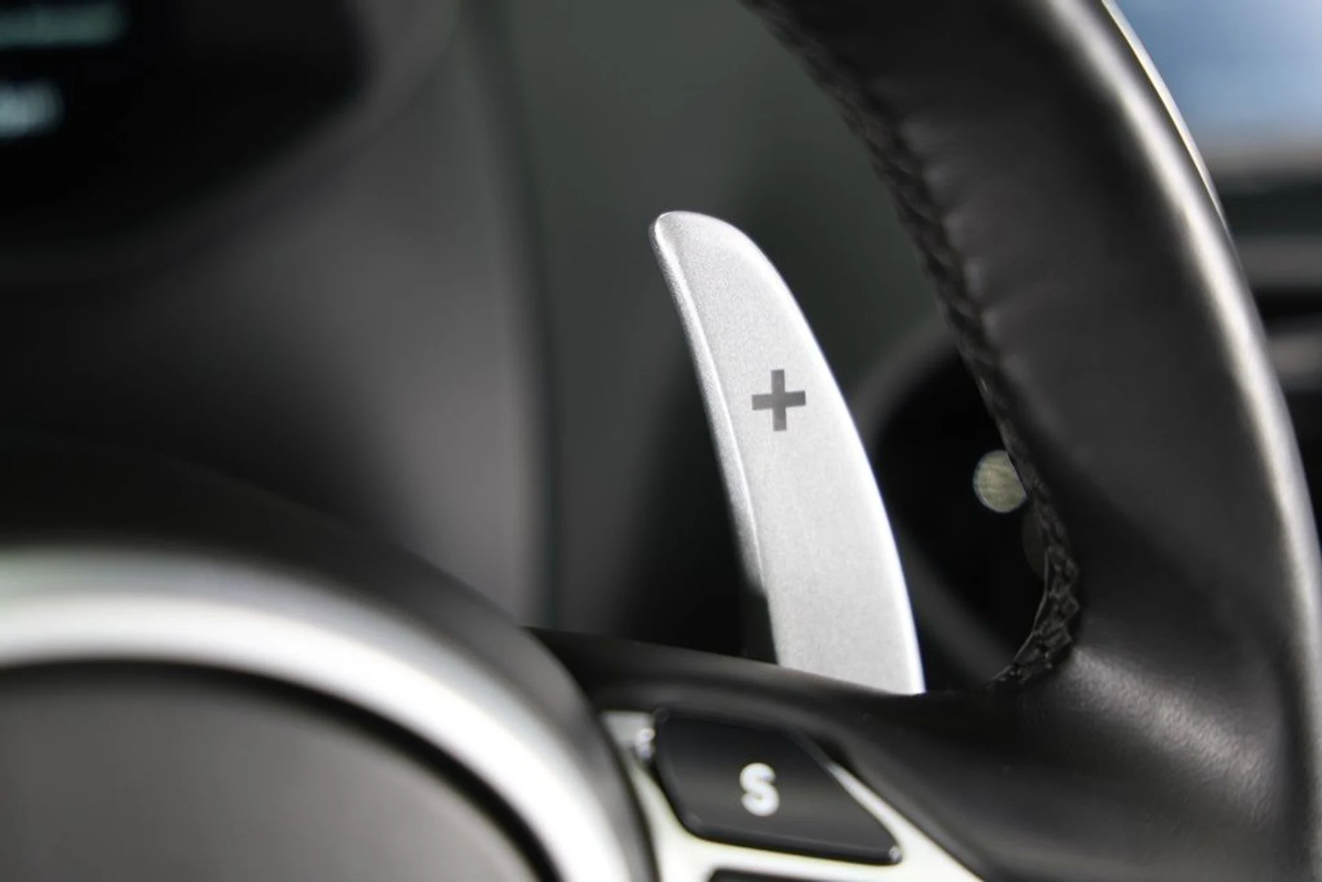 mph012_509858164_8pat4cm758h2yu12pedrrk0sd1xq_b6f33bd032