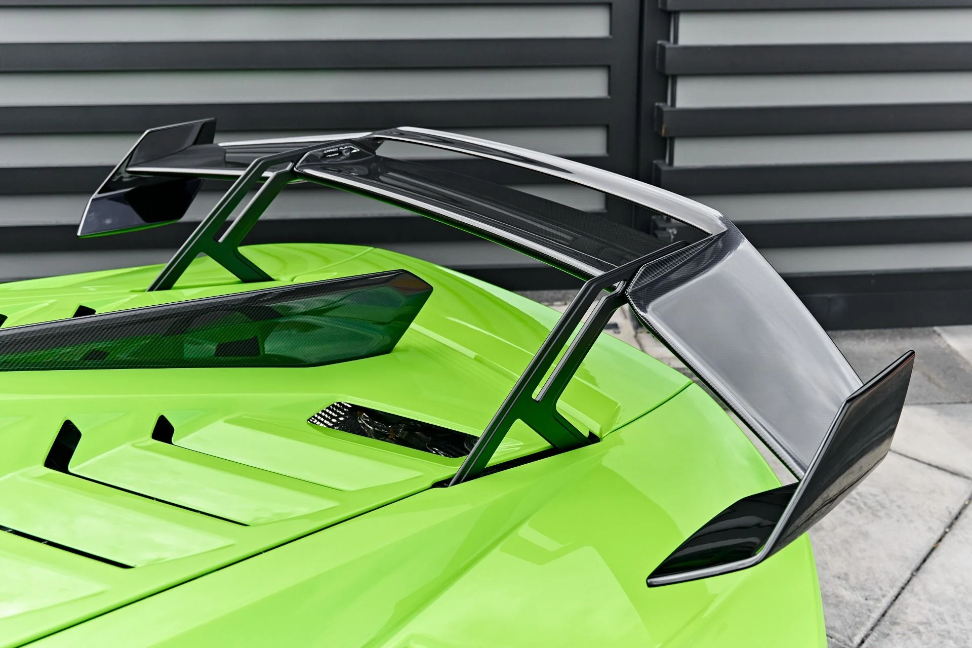 mph012_513377637_Used_2024_Lamborghini_Huracan_STO_Base_1791998194_dbd71ad18e