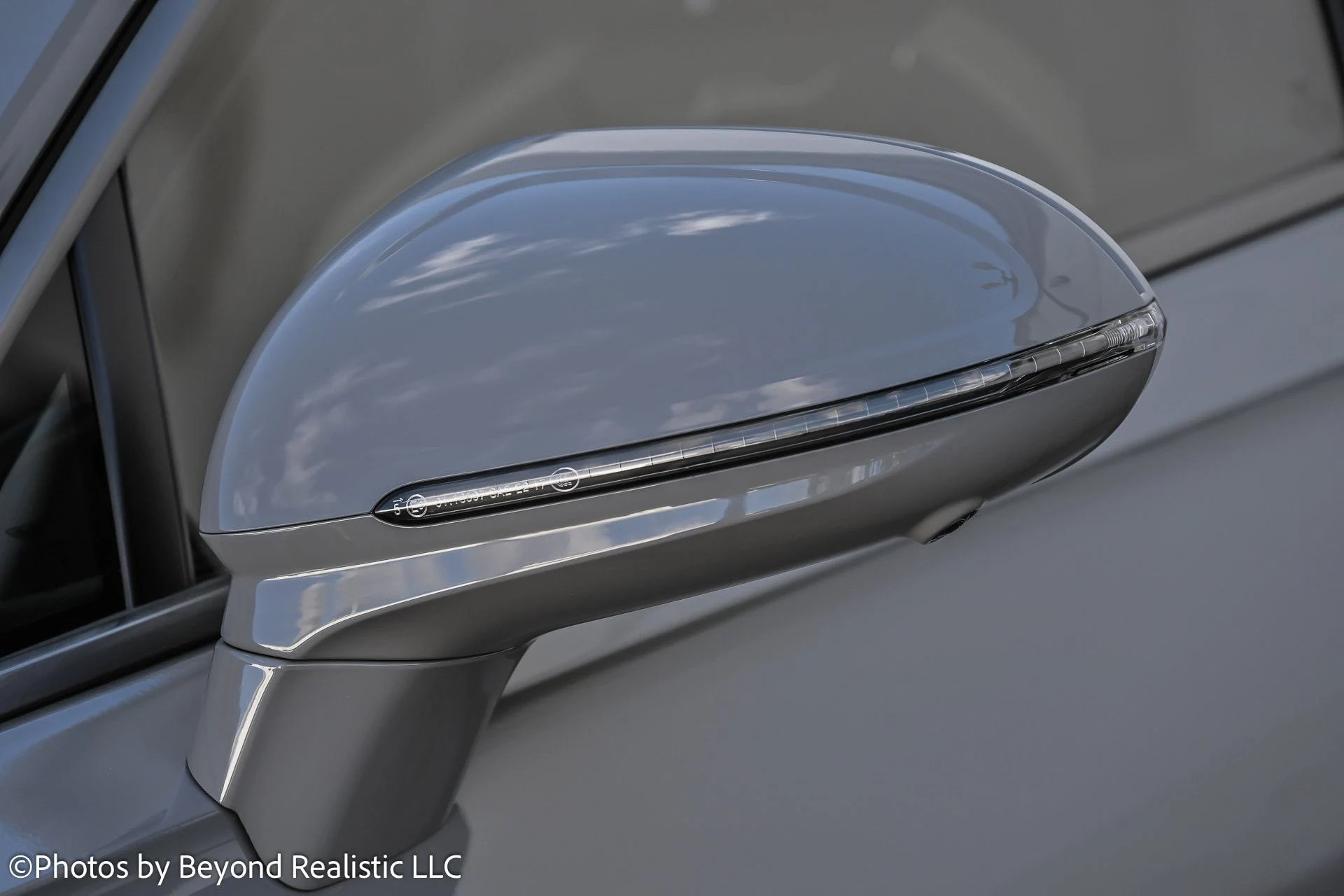 mph012_513603239_d0a4ba0ff0f58233b23dba21c351e9f6x_f0acc986df