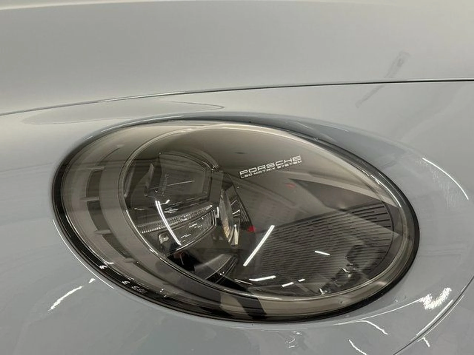 mph012_513736875_e4f5f31b3a2e81c034c318c80195c767_3697711740